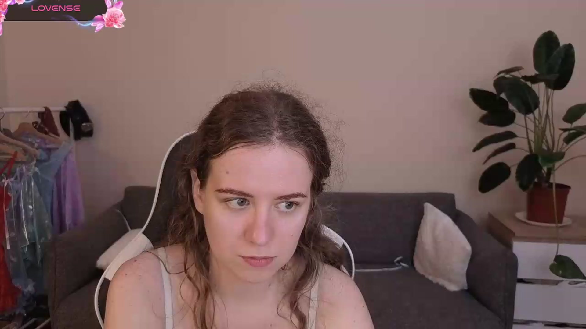 Gallery image thumbnail from BlueFlowerr's myfreecams stream on, 07/20/2026, 23:08 image 11 of 20