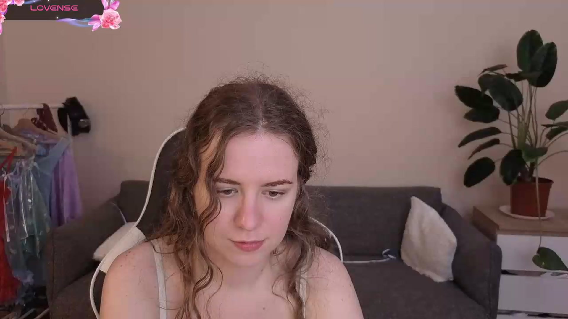 Gallery image thumbnail from BlueFlowerr's myfreecams stream on, 07/20/2026, 23:08 image 8 of 20
