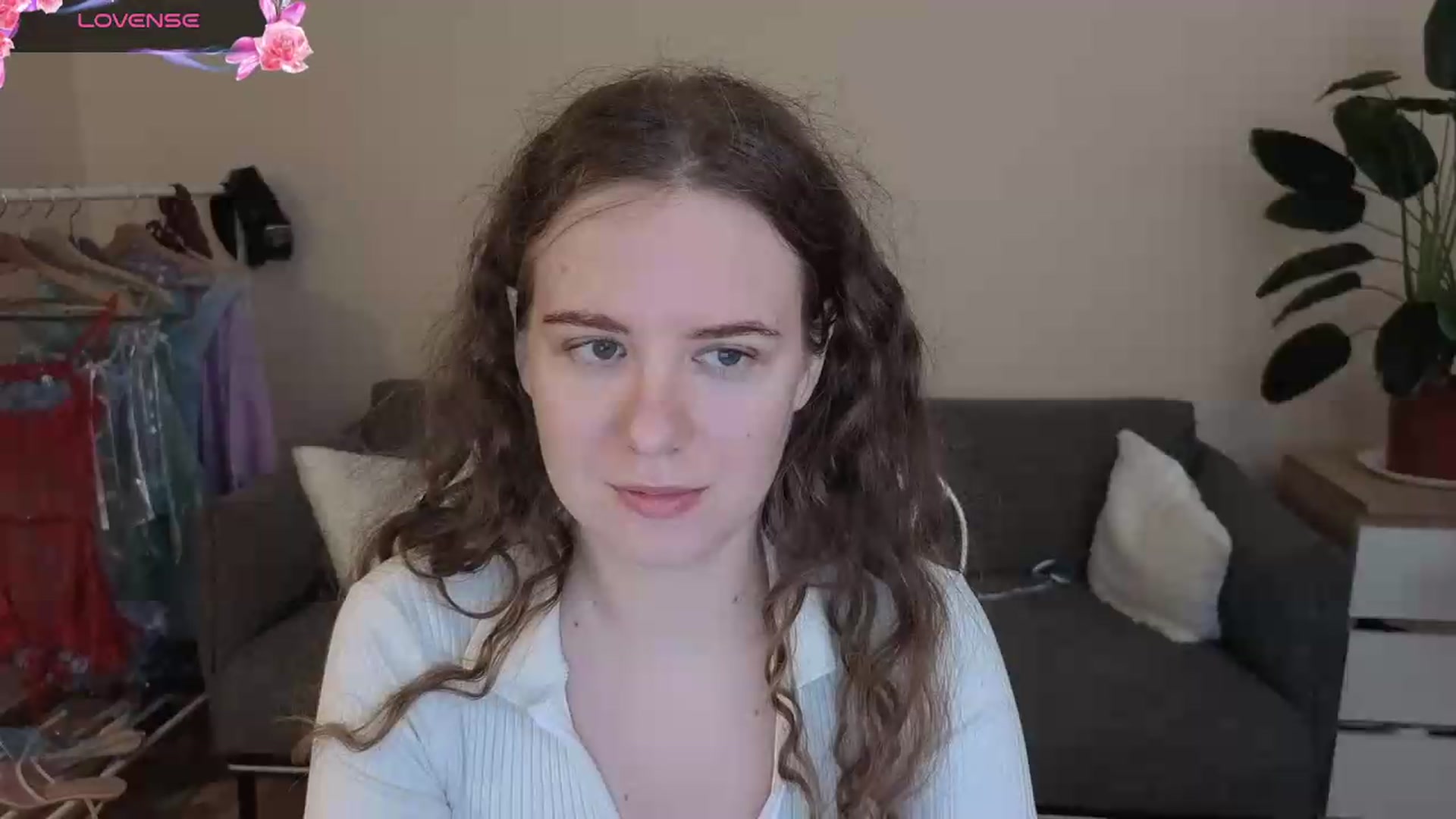 Gallery image thumbnail from BlueFlowerr's myfreecams stream on, 07/21/2026, 18:07 image 19 of 20