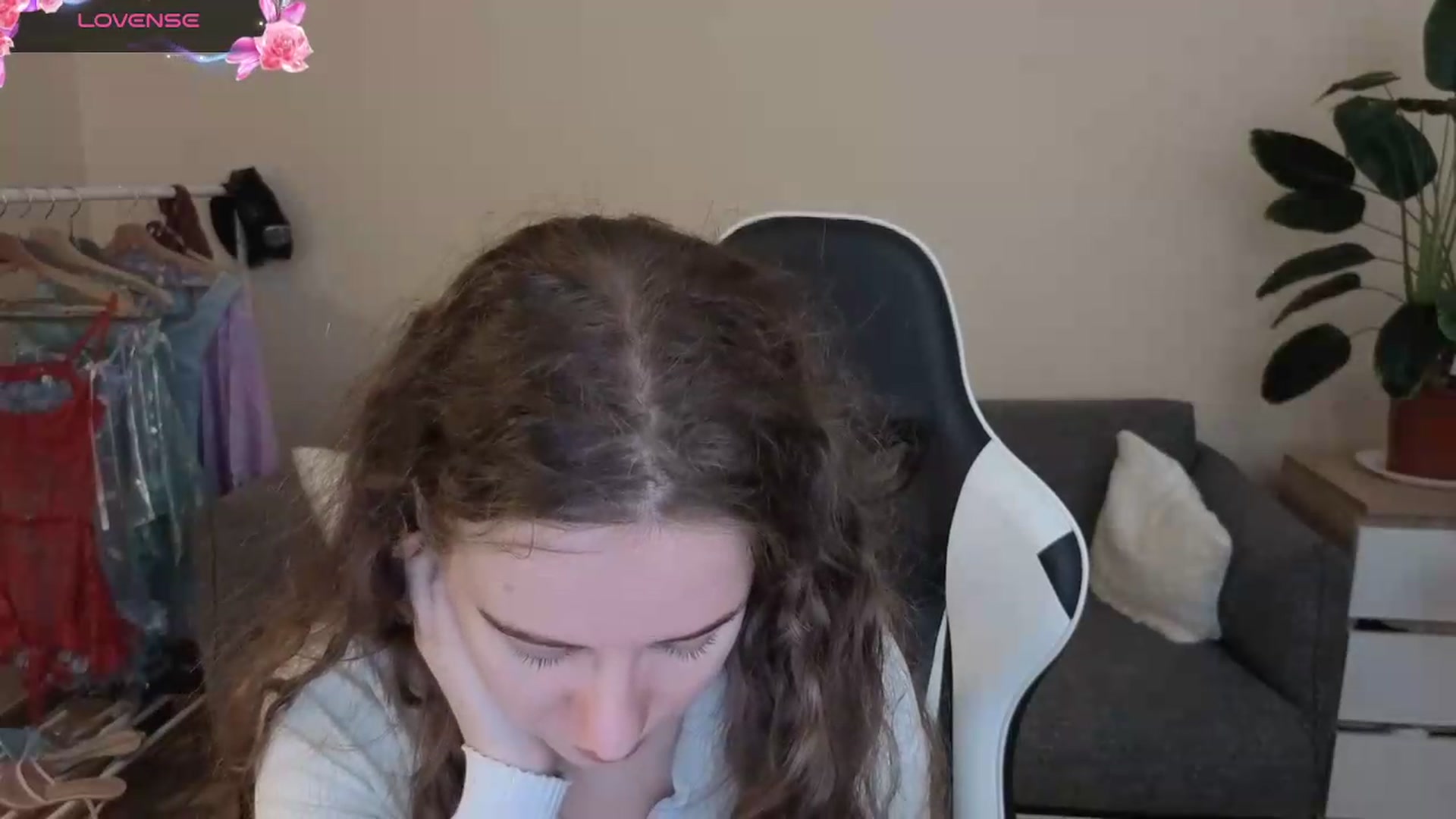 Gallery image thumbnail from BlueFlowerr's myfreecams stream on, 07/21/2026, 18:07 image 2 of 20