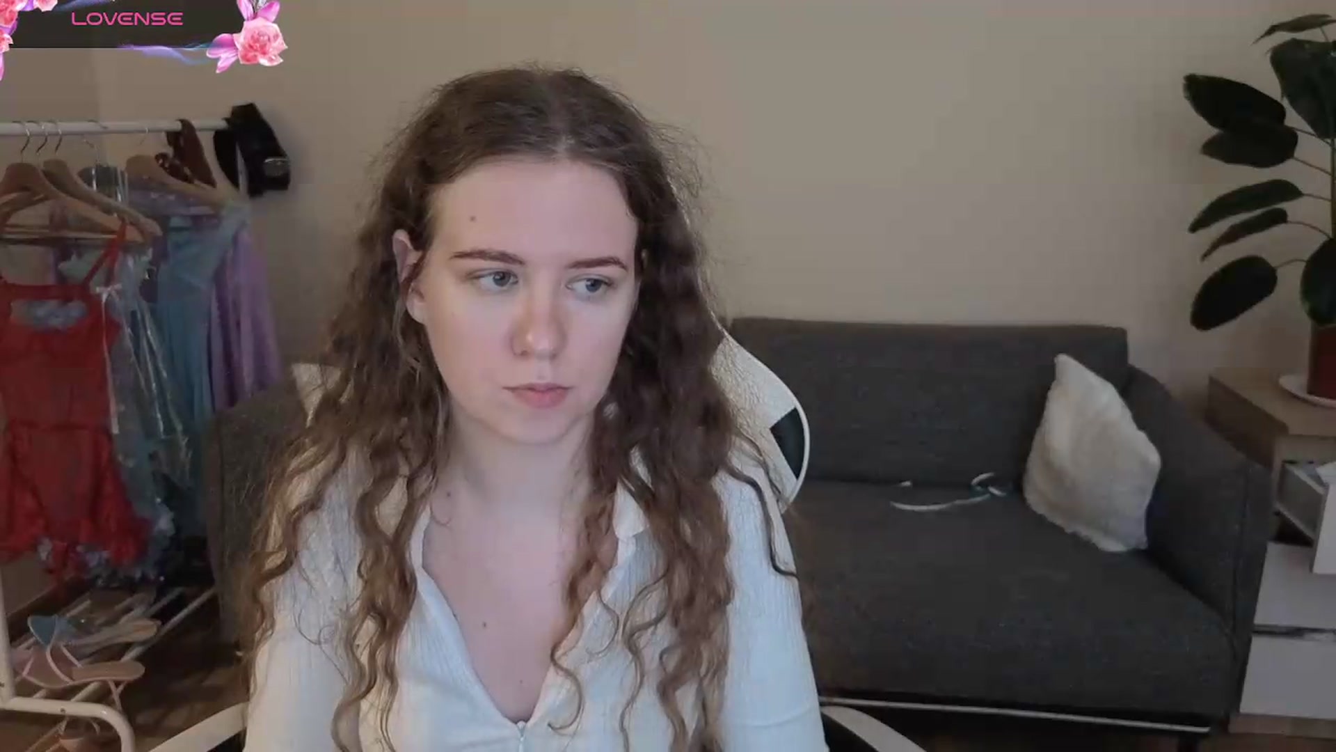 Gallery image thumbnail from BlueFlowerr's myfreecams stream on, 07/21/2026, 20:17 image 9 of 20