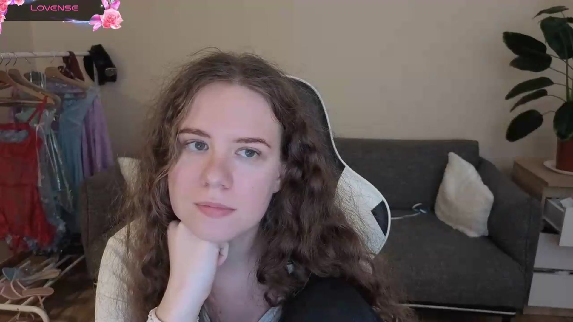 Gallery image thumbnail from BlueFlowerr's myfreecams stream on, 07/21/2026, 20:17 image 10 of 20