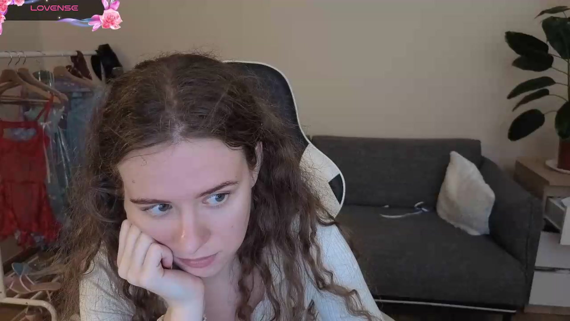 Gallery image thumbnail from BlueFlowerr's myfreecams stream on, 07/21/2026, 20:17 image 5 of 20