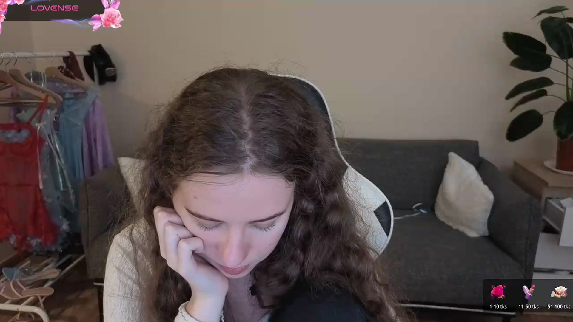 Gallery image thumbnail from BlueFlowerr's myfreecams stream on, 07/21/2026, 20:17 image 13 of 20