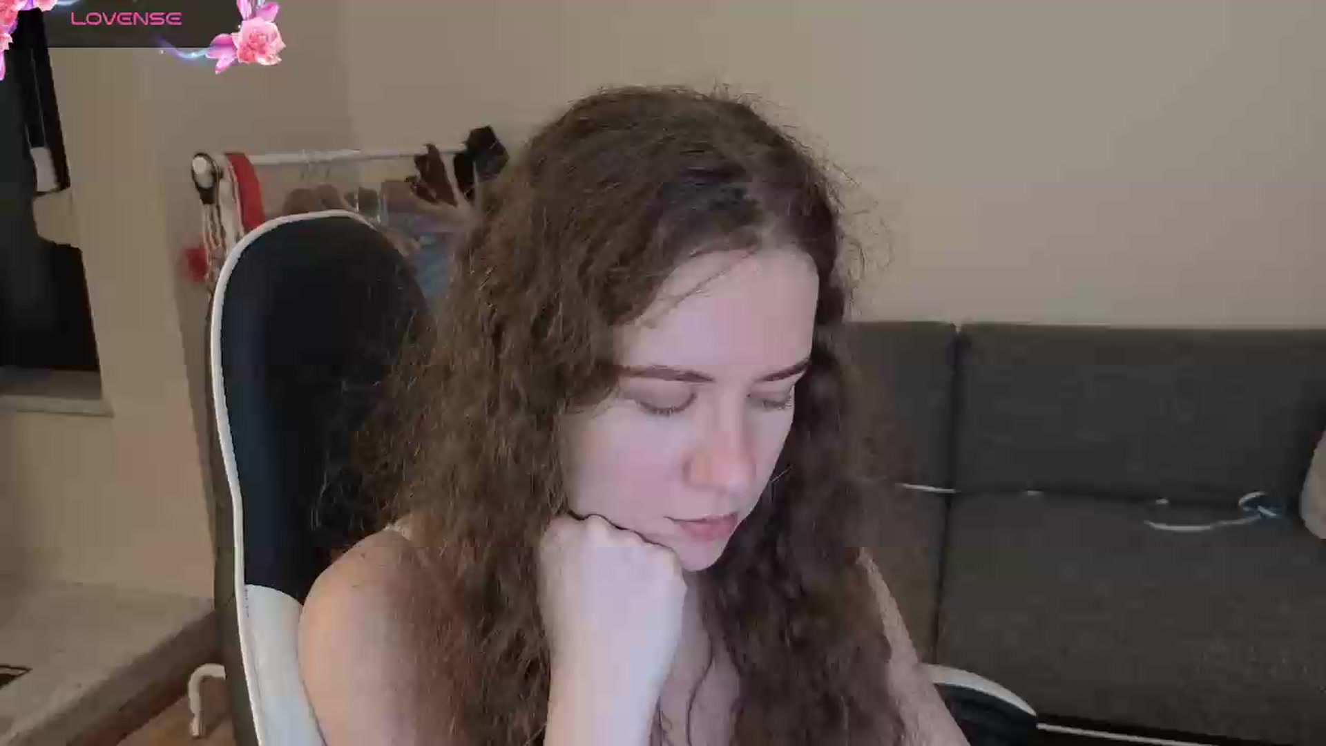 Gallery image thumbnail from BlueFlowerr's myfreecams stream on, 07/21/2026, 21:49 image 18 of 20