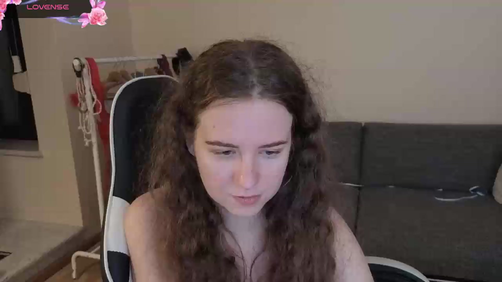 Gallery image thumbnail from BlueFlowerr's myfreecams stream on, 07/21/2026, 21:49 image 19 of 20