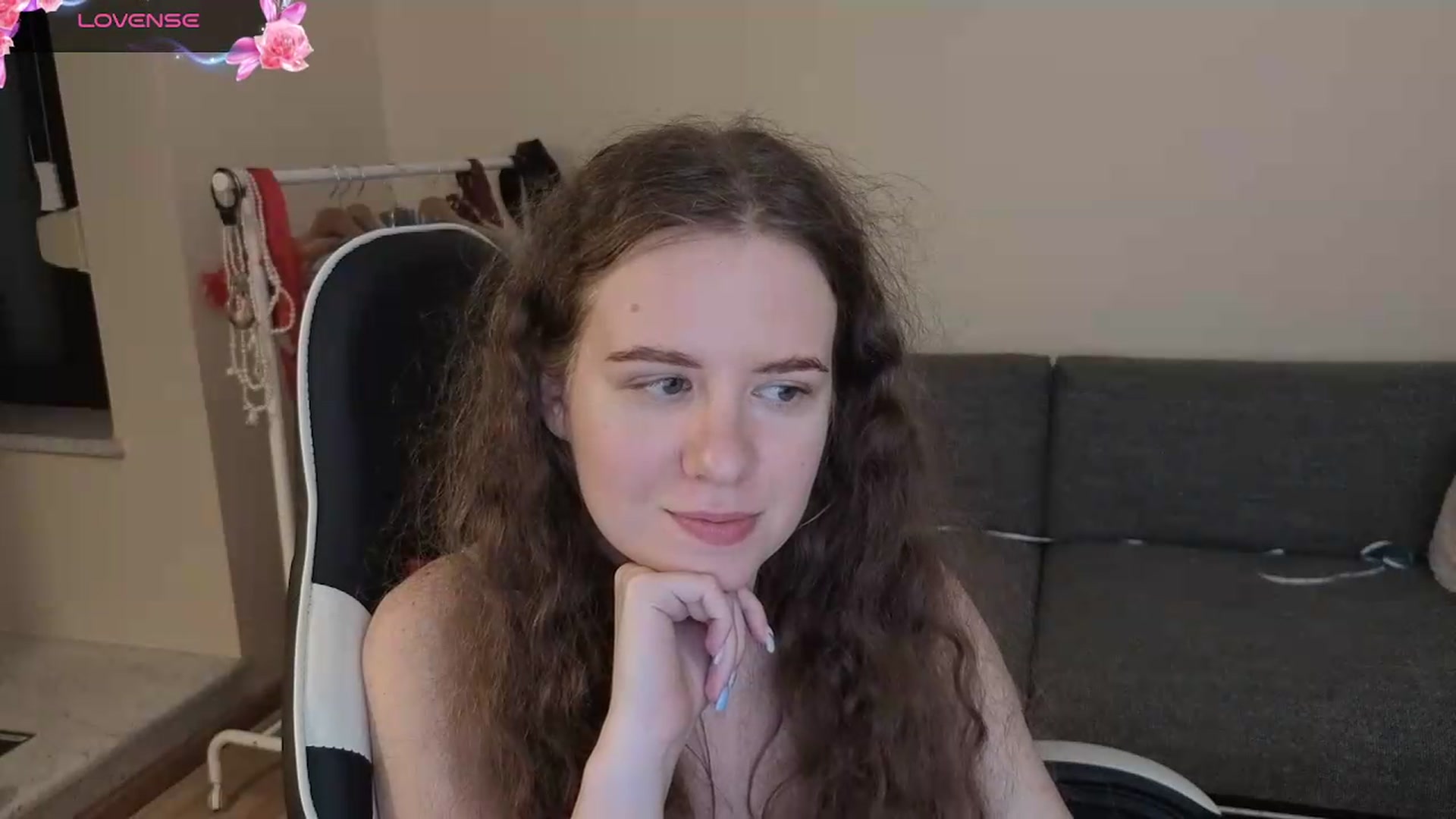 Gallery image thumbnail from BlueFlowerr's myfreecams stream on, 07/21/2026, 21:49 image 20 of 20