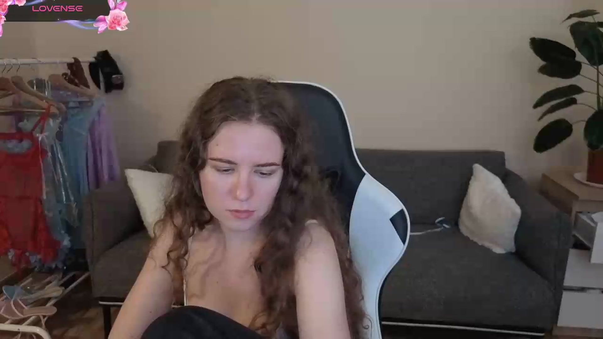Gallery image thumbnail from BlueFlowerr's myfreecams stream on, 07/21/2026, 21:49 image 9 of 20