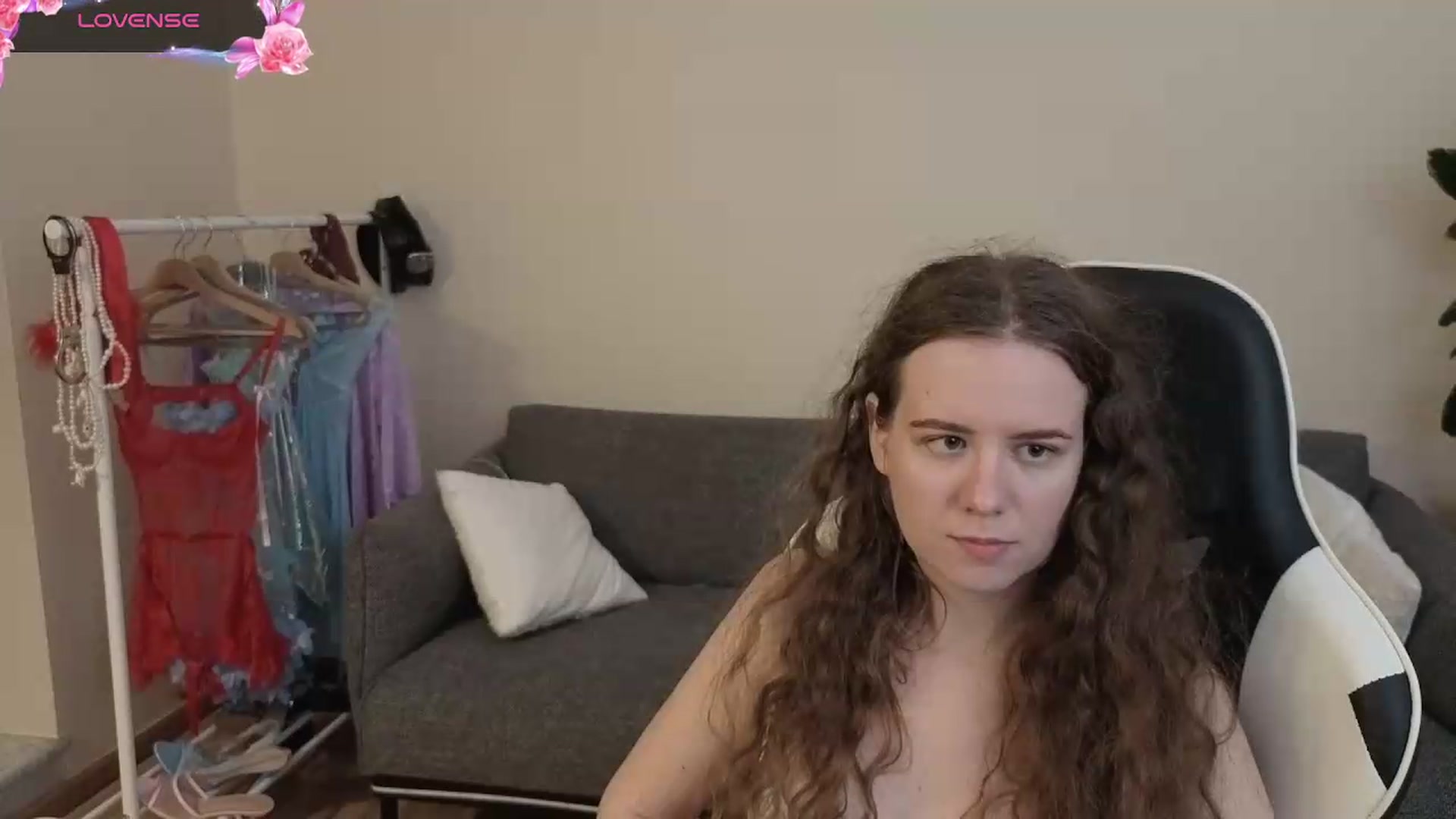 Gallery image thumbnail from BlueFlowerr's myfreecams stream on, 07/21/2026, 22:24 image 2 of 20