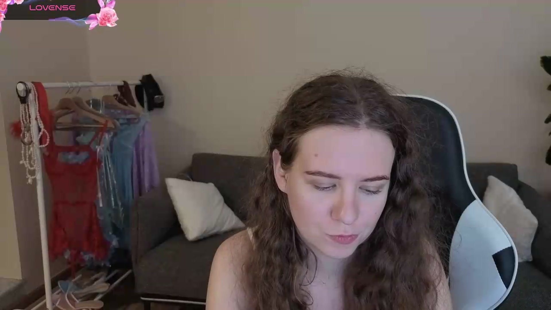 Gallery image thumbnail from BlueFlowerr's myfreecams stream on, 07/21/2026, 22:24 image 3 of 20