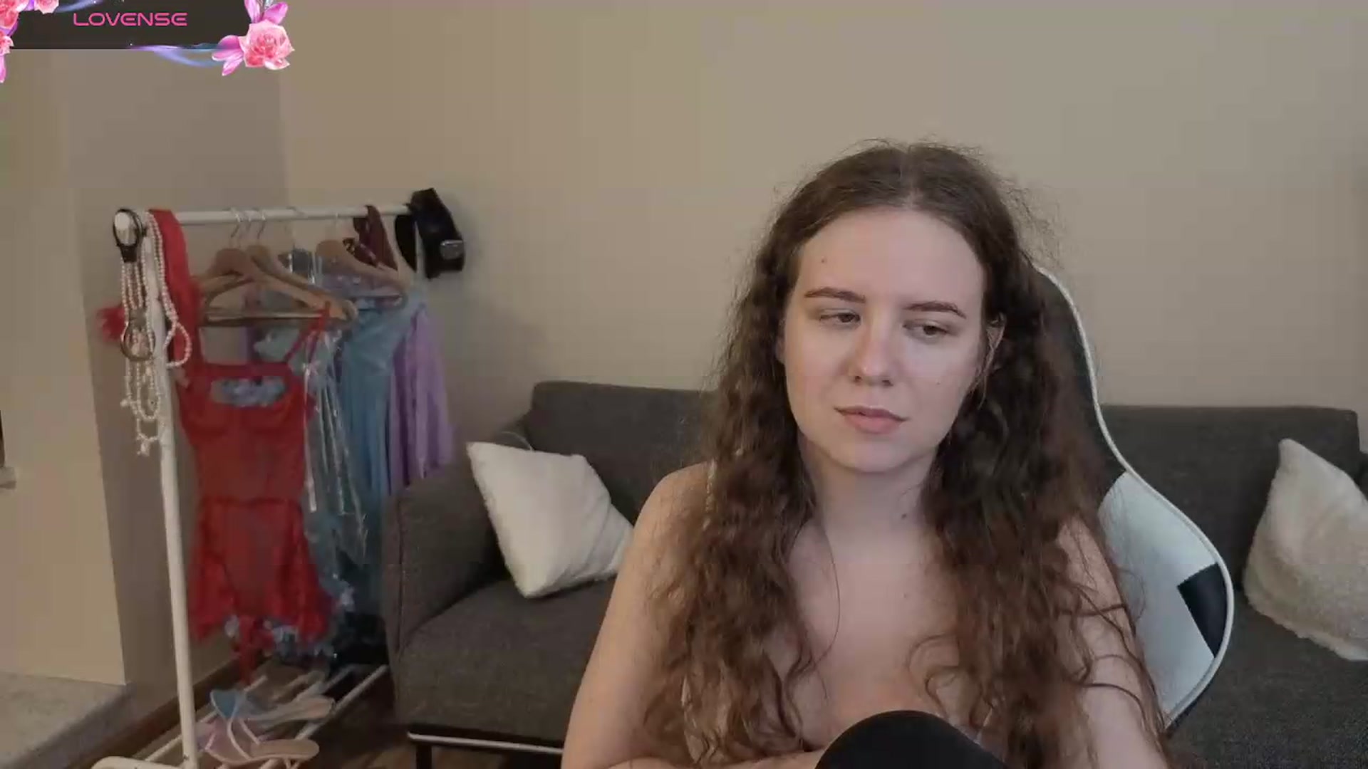 Gallery image thumbnail from BlueFlowerr's myfreecams stream on, 07/21/2026, 23:03 image 16 of 20