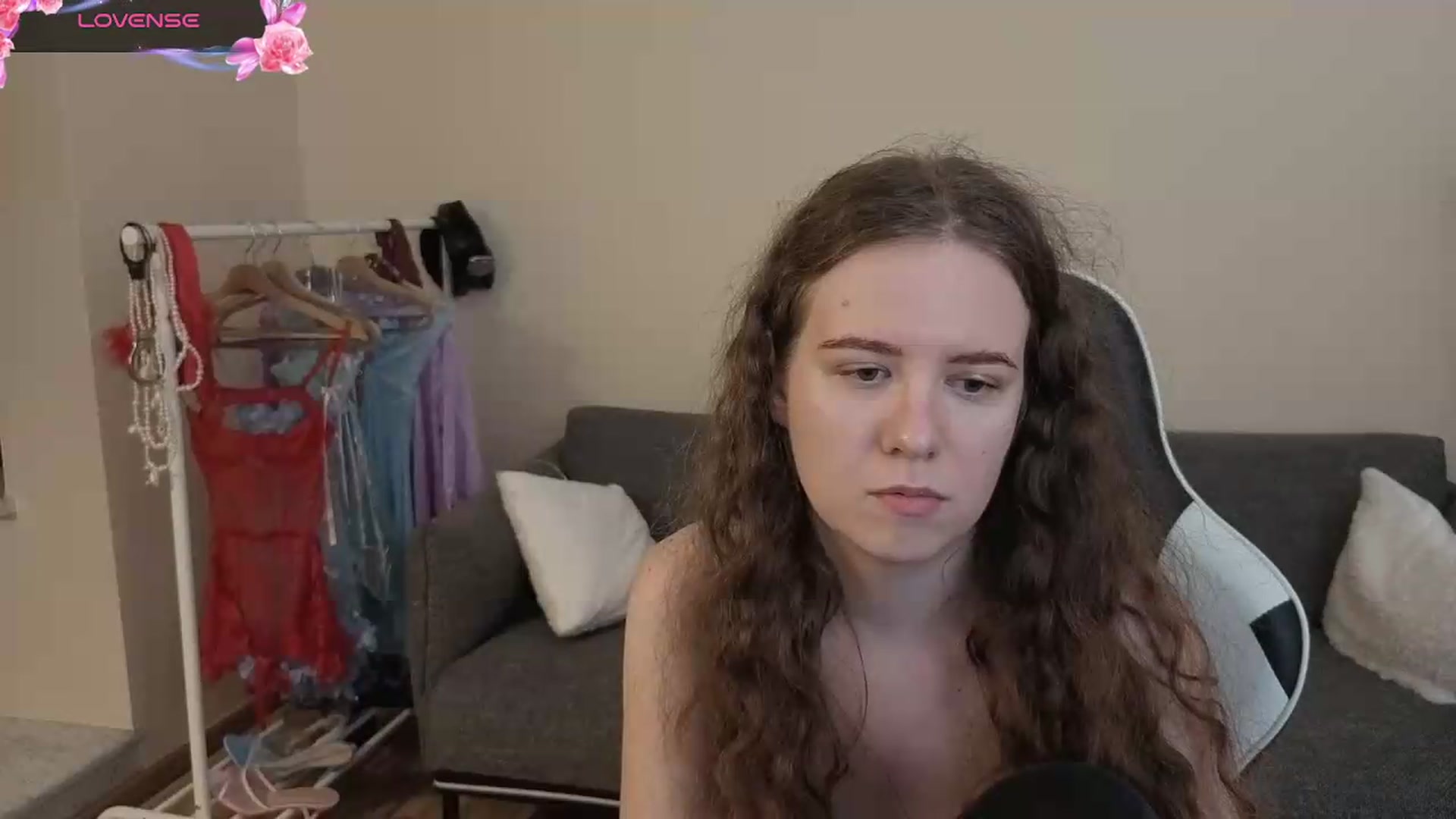 Gallery image thumbnail from BlueFlowerr's myfreecams stream on, 07/21/2026, 23:03 image 10 of 20