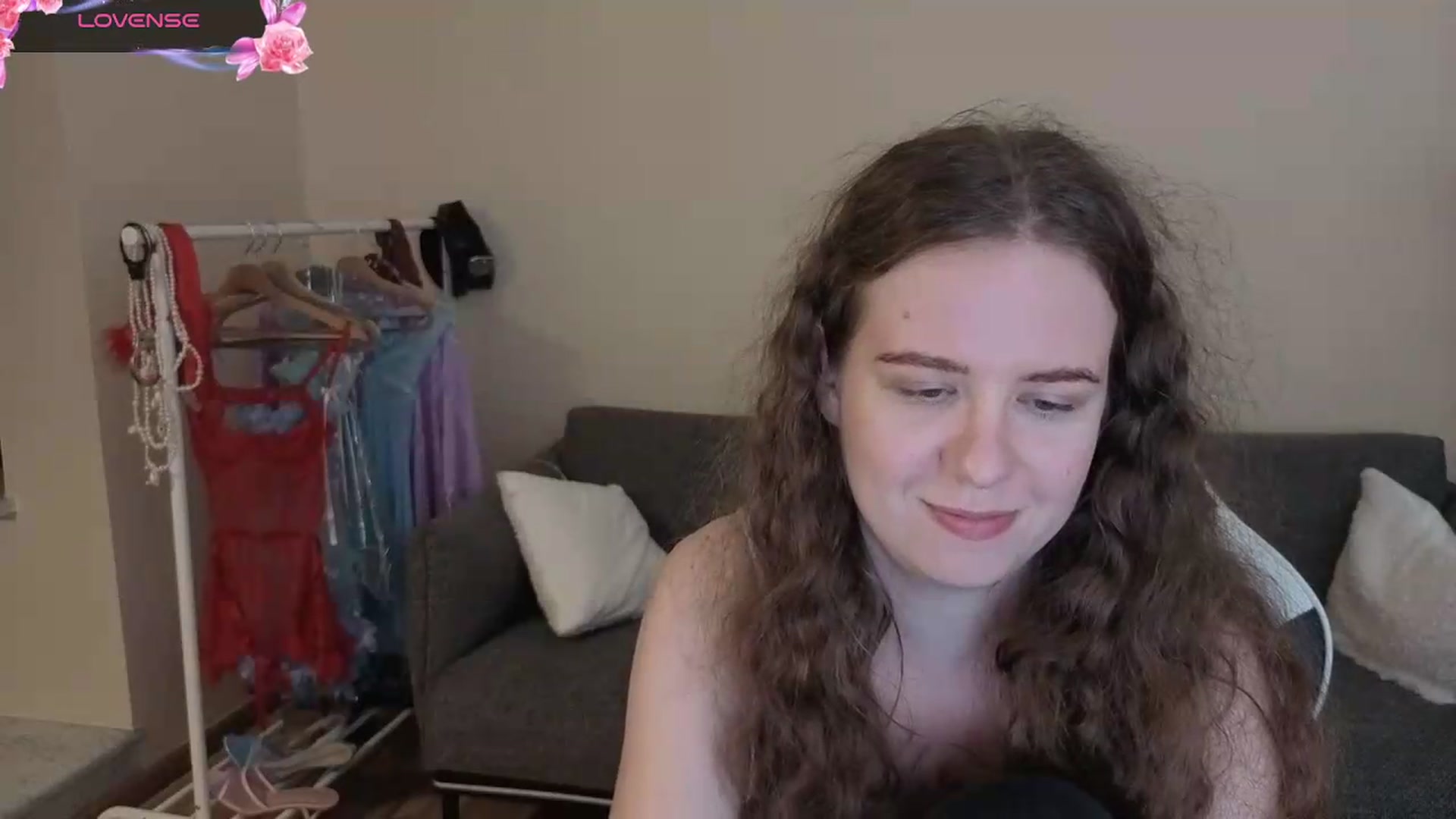 Gallery image thumbnail from BlueFlowerr's myfreecams stream on, 07/21/2026, 23:03 image 5 of 20