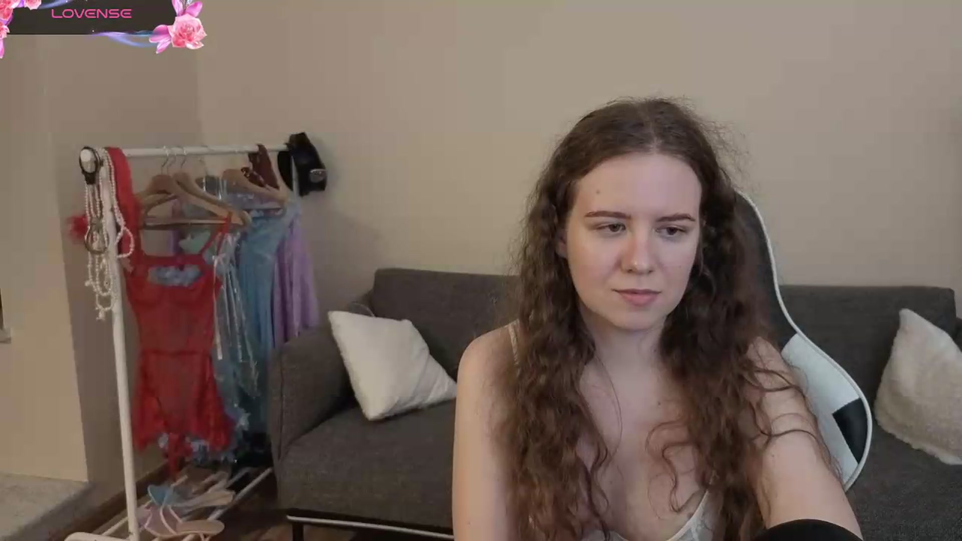Gallery image thumbnail from BlueFlowerr's myfreecams stream on, 07/21/2026, 23:03 image 18 of 20