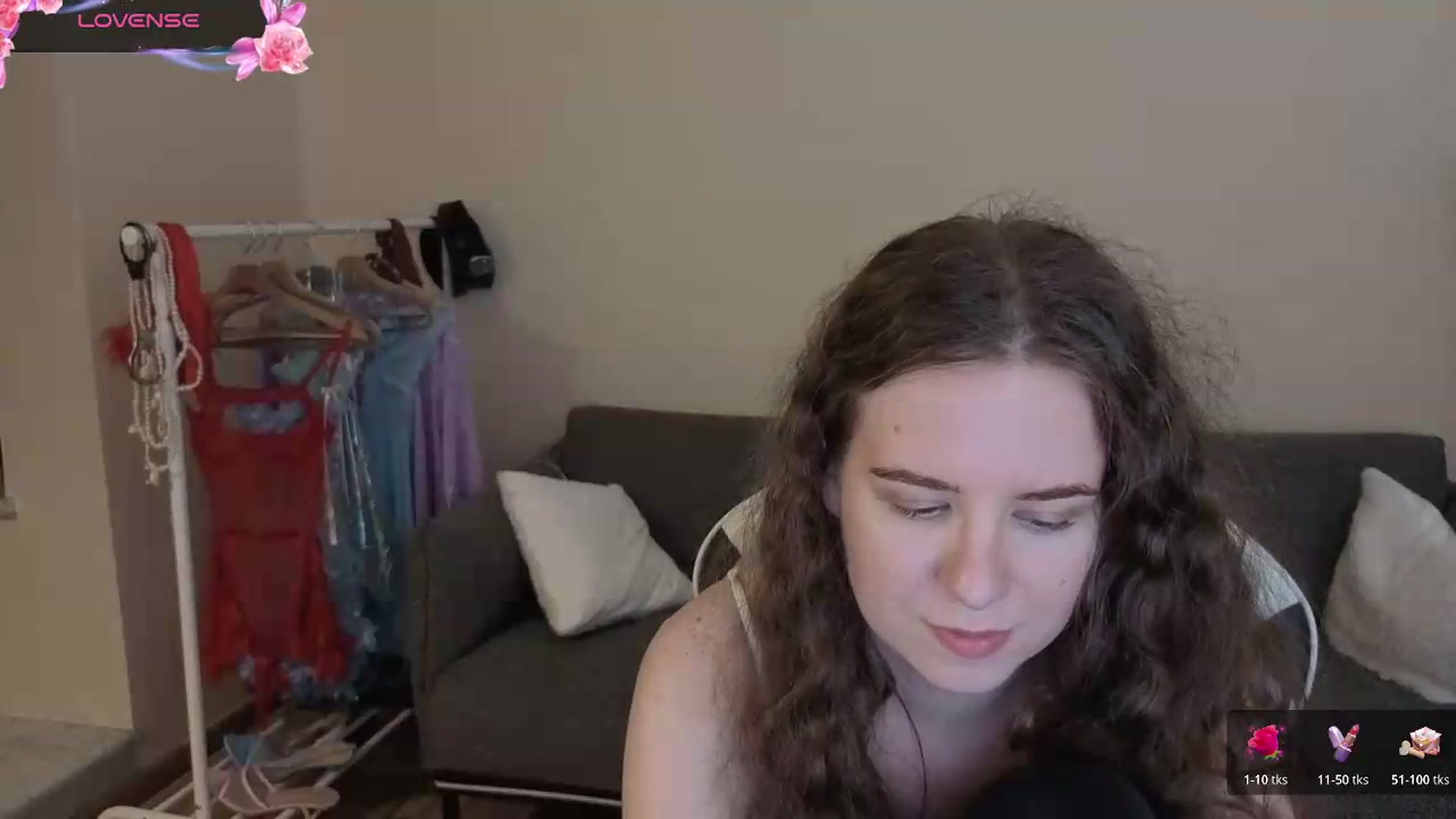 Gallery image thumbnail from BlueFlowerr's myfreecams stream on, 07/21/2026, 23:03 image 13 of 20
