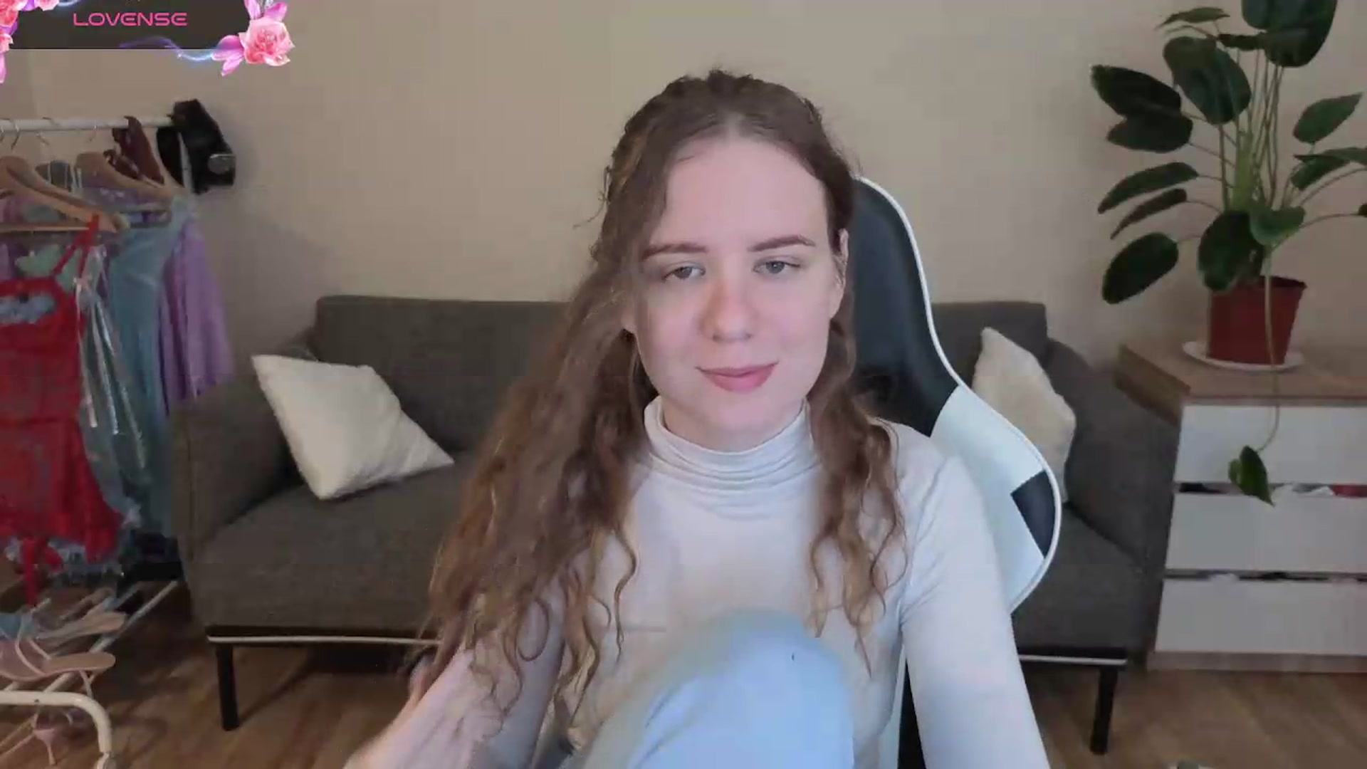 Gallery image thumbnail from BlueFlowerr's myfreecams stream on, 07/23/2026, 17:30 image 20 of 20
