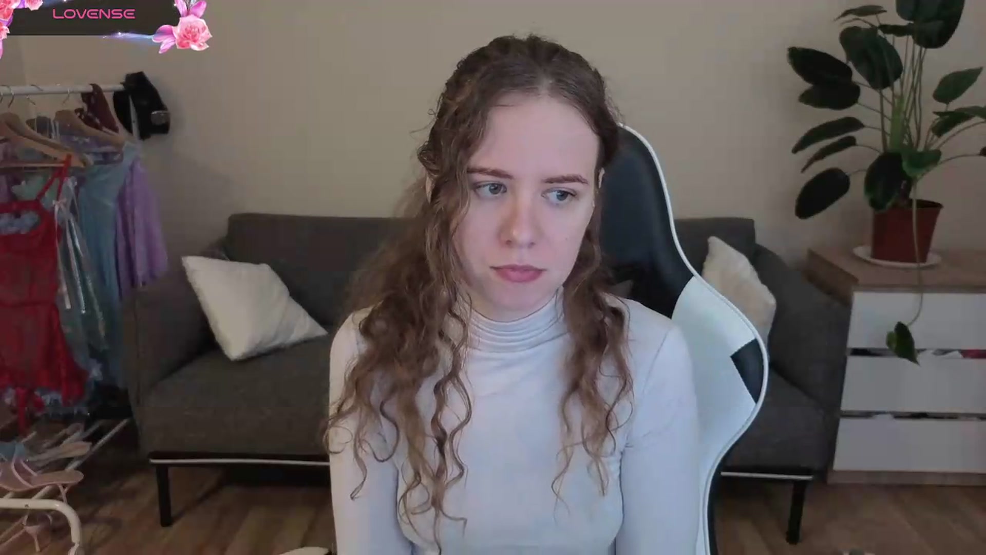 Gallery image thumbnail from BlueFlowerr's myfreecams stream on, 07/23/2026, 18:48 image 2 of 20
