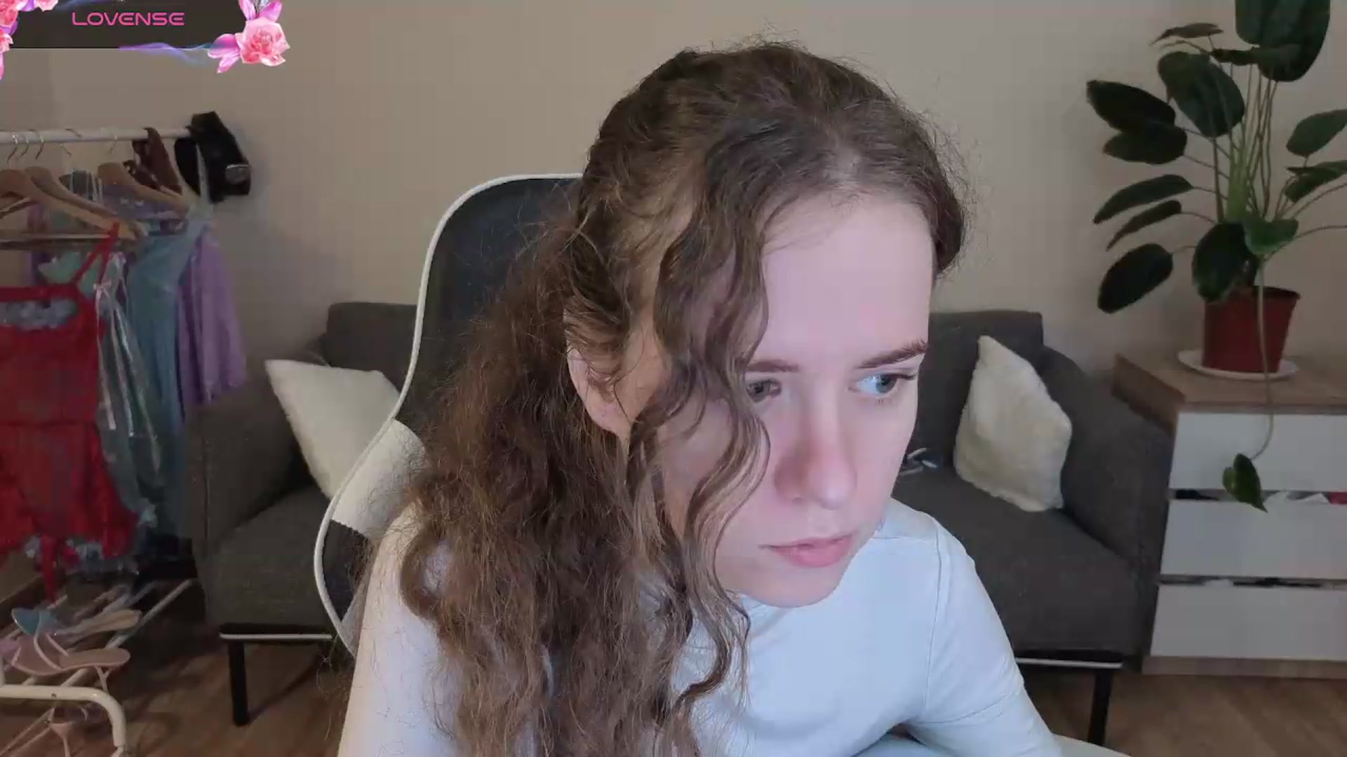 Gallery image thumbnail from BlueFlowerr's myfreecams stream on, 07/23/2026, 18:48 image 19 of 20