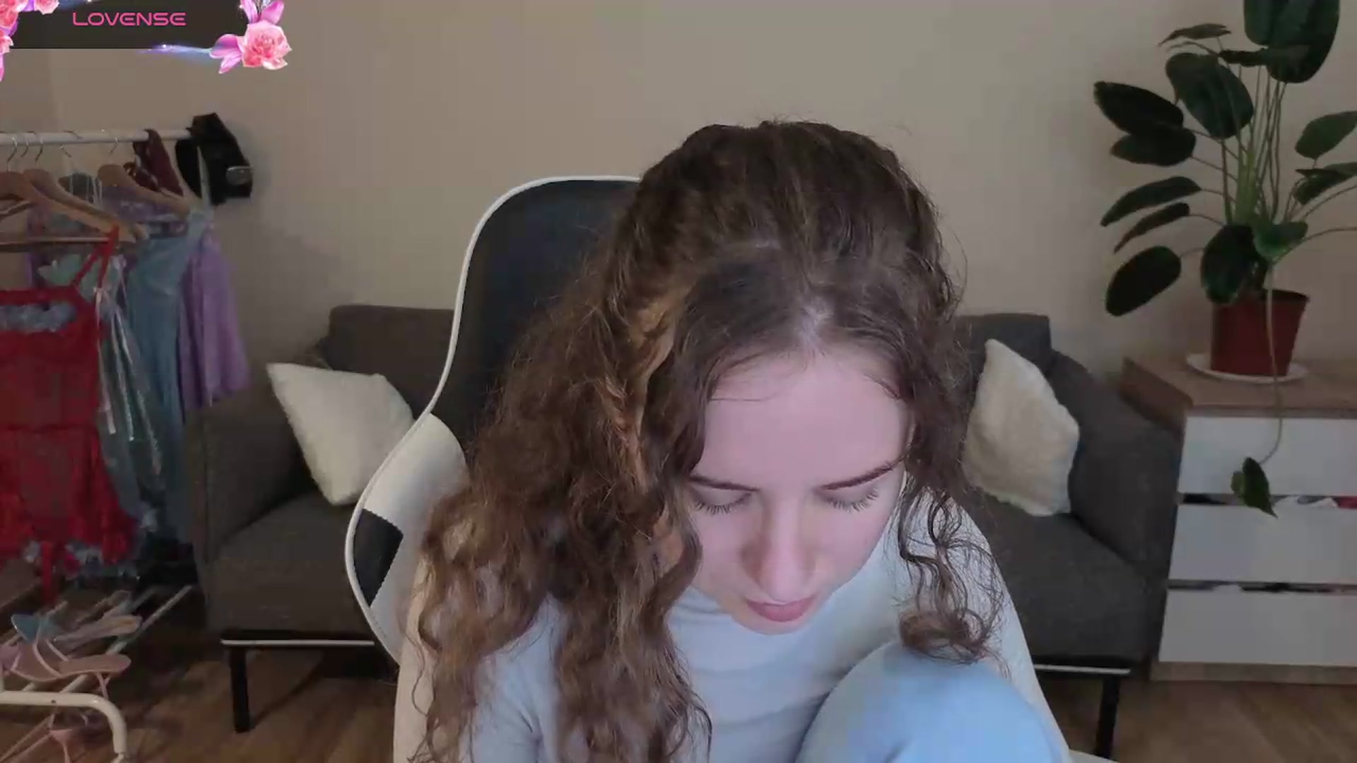 Gallery image thumbnail from BlueFlowerr's myfreecams stream on, 07/23/2026, 18:48 image 20 of 20