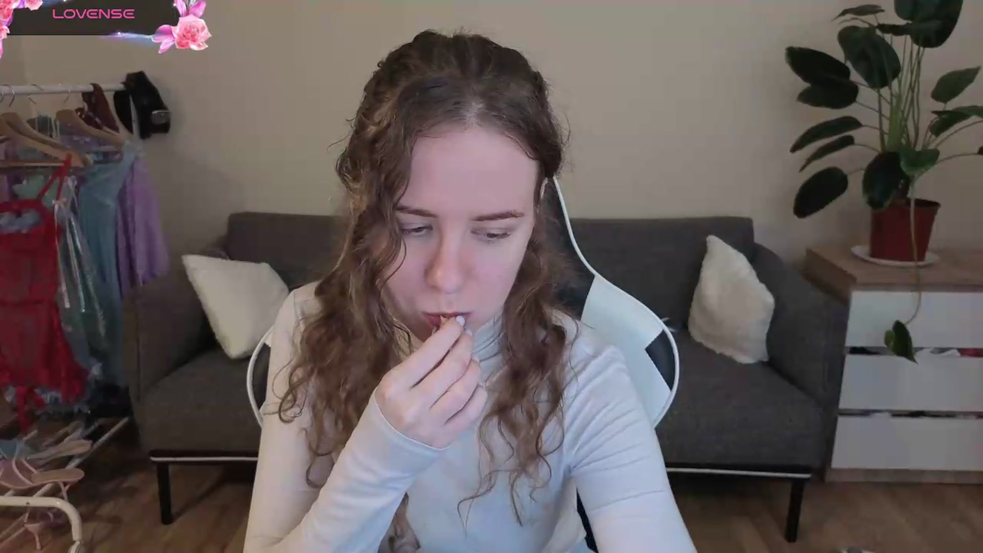 Gallery image thumbnail from BlueFlowerr's myfreecams stream on, 07/23/2026, 18:48 image 8 of 20
