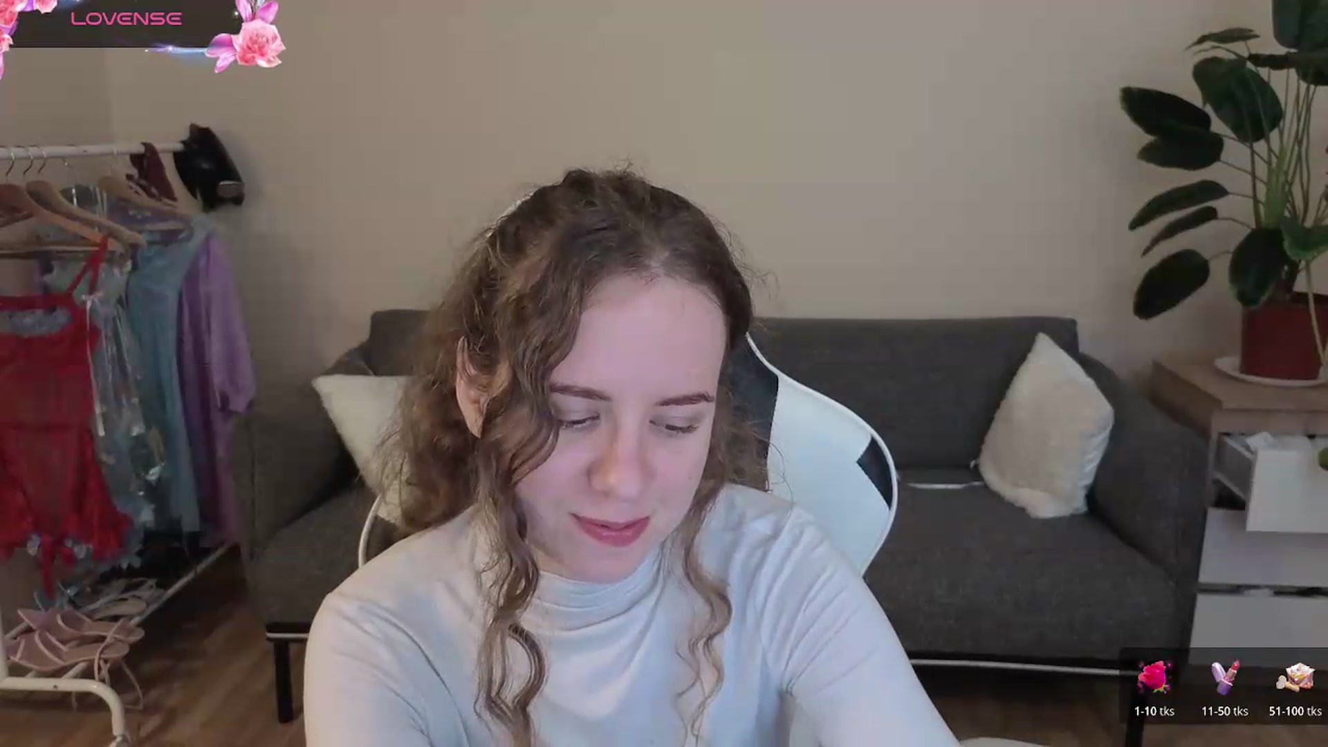 Gallery image thumbnail from BlueFlowerr's myfreecams stream on, 07/23/2026, 20:18 image 2 of 20