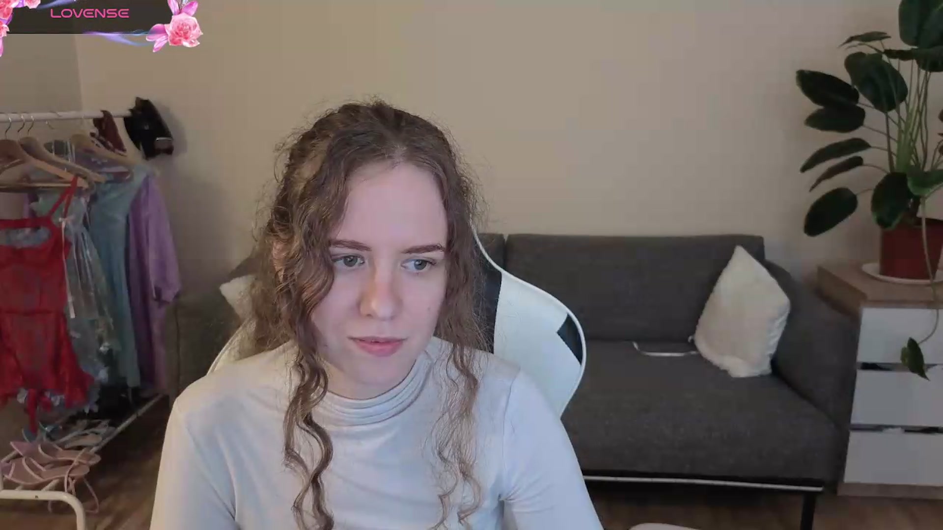 Gallery image thumbnail from BlueFlowerr's myfreecams stream on, 07/24/2026, 24:50 image 17 of 20