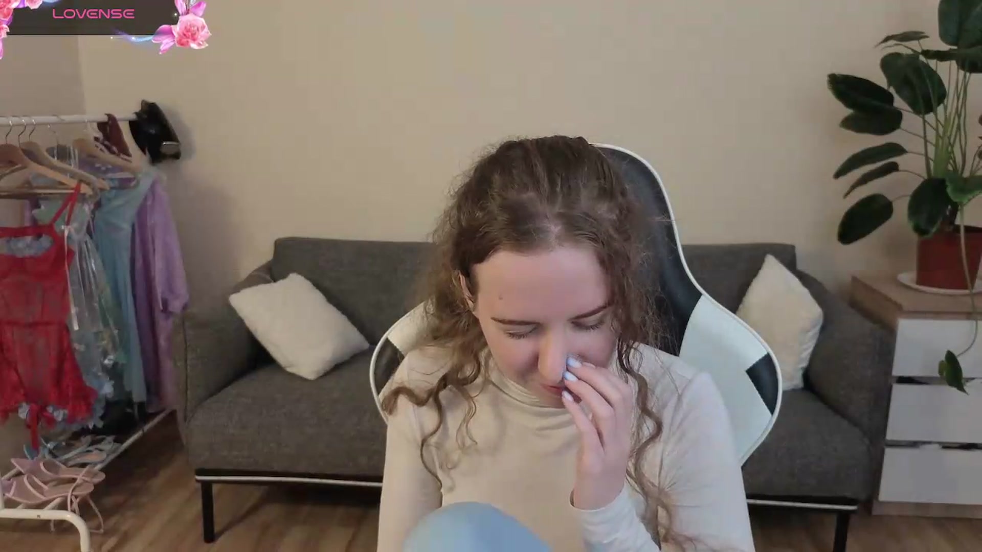 Gallery image thumbnail from BlueFlowerr's myfreecams stream on, 07/24/2026, 24:50 image 2 of 20
