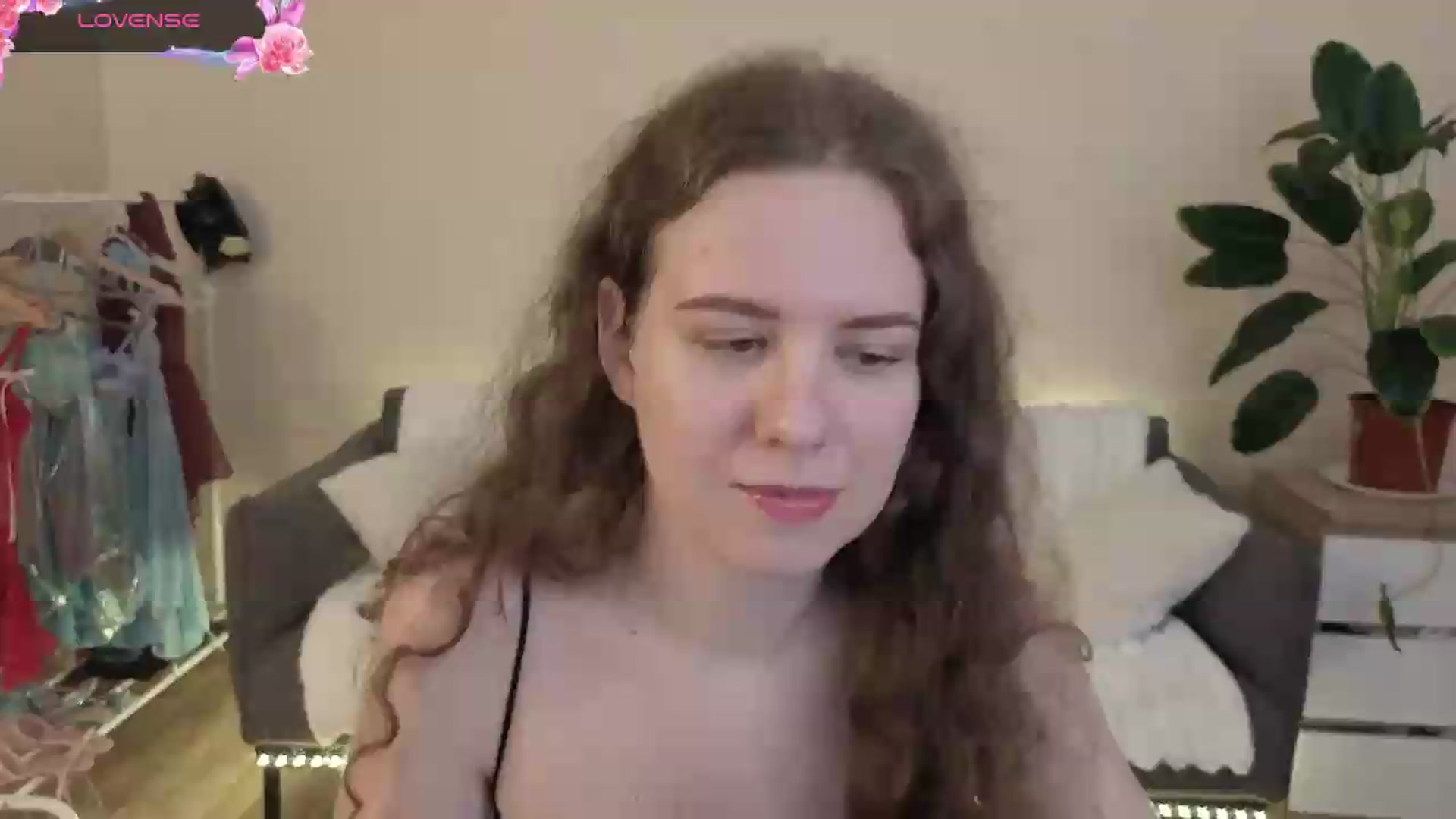 Gallery image thumbnail from BlueFlowerr's myfreecams stream on, 07/26/2026, 21:23 image 1 of 20