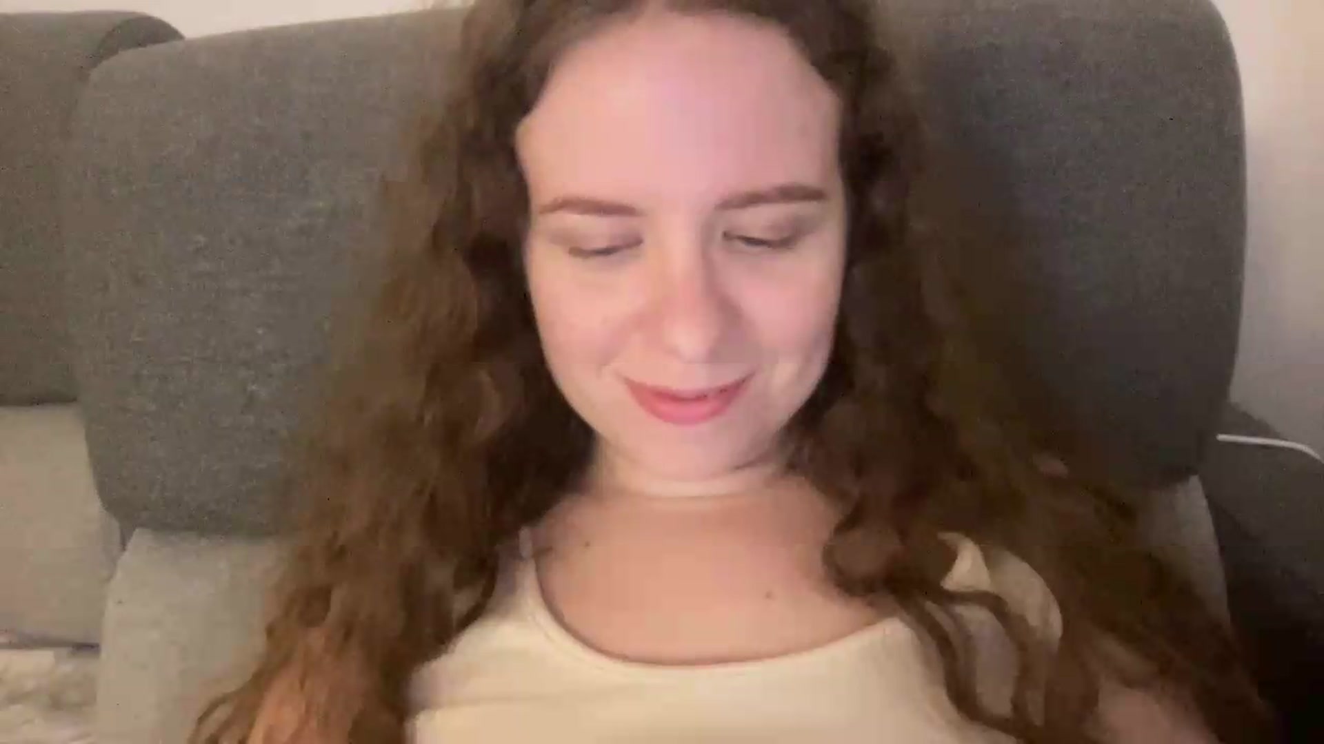 Gallery image thumbnail from BlueFlowerr's myfreecams stream on, 07/27/2026, 02:36 image 4 of 20