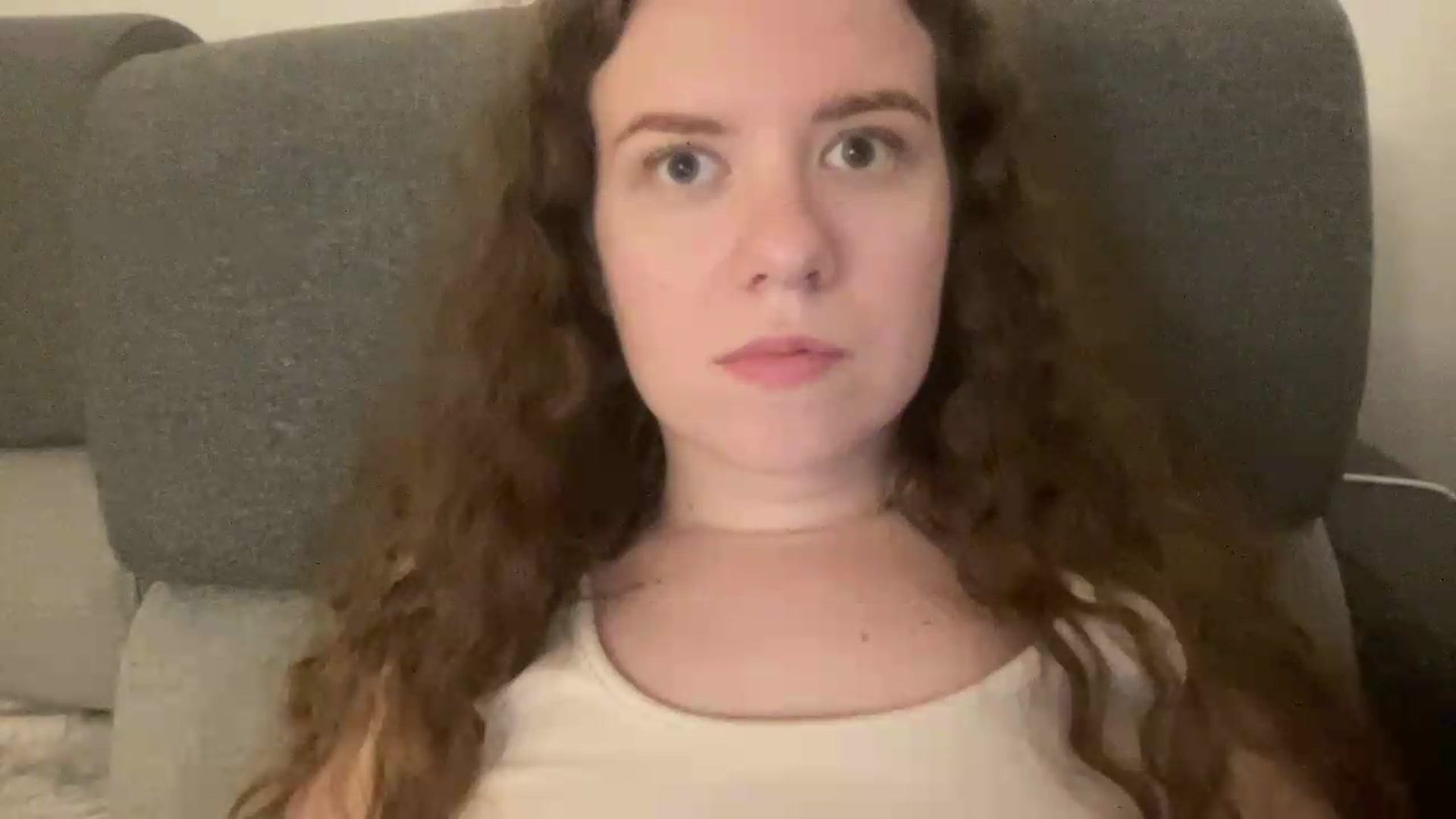 Gallery image thumbnail from BlueFlowerr's myfreecams stream on, 07/27/2026, 02:36 image 5 of 20