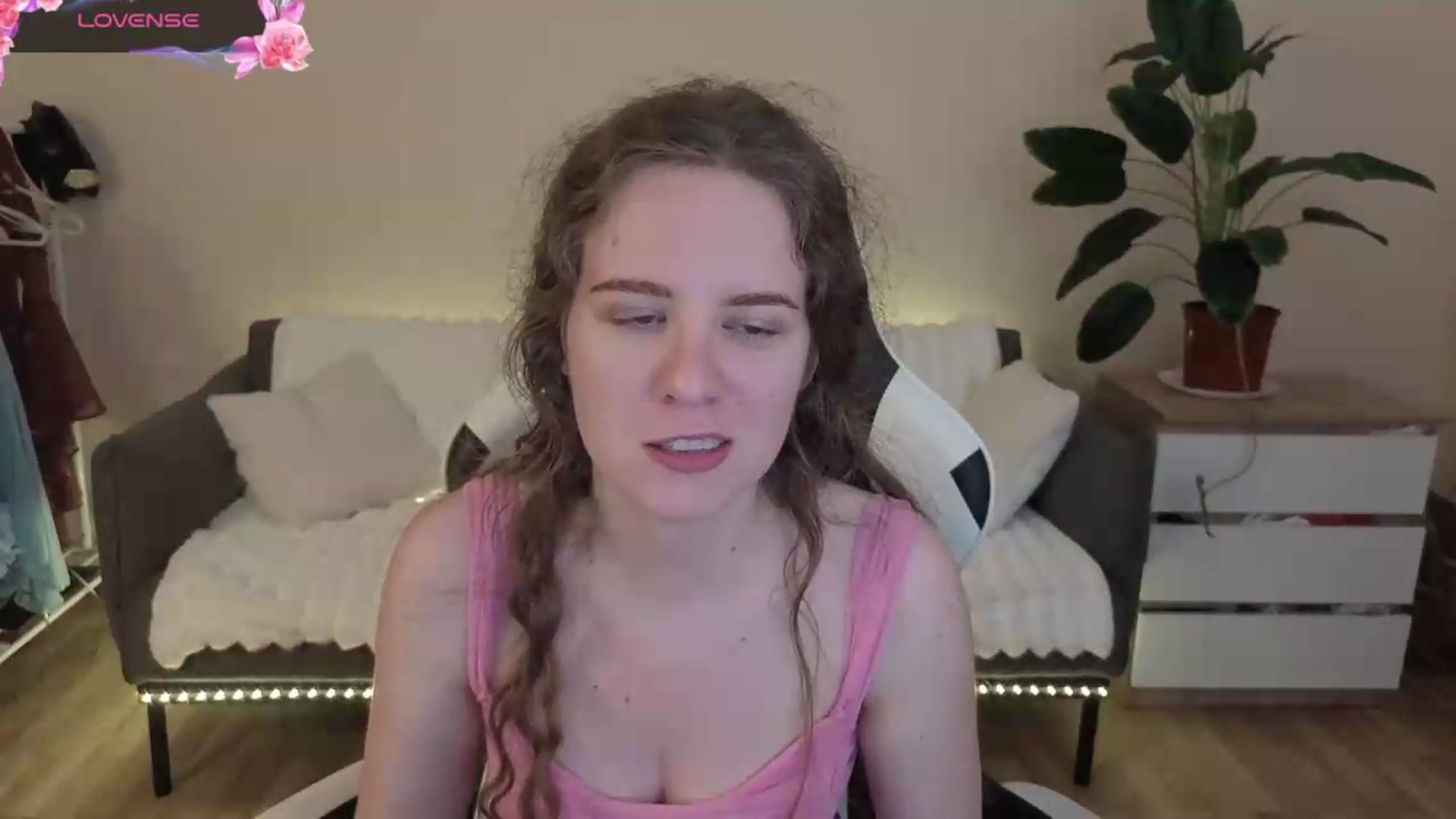 Gallery image thumbnail from BlueFlowerr's myfreecams stream on, 07/27/2026, 23:29 image 3 of 20