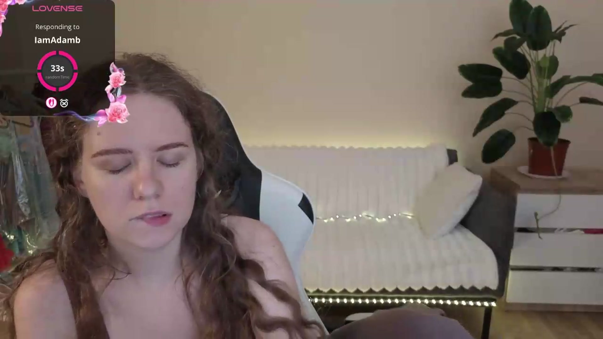 Gallery image thumbnail from BlueFlowerr's myfreecams stream on, 07/28/2026, 02:15 image 14 of 20