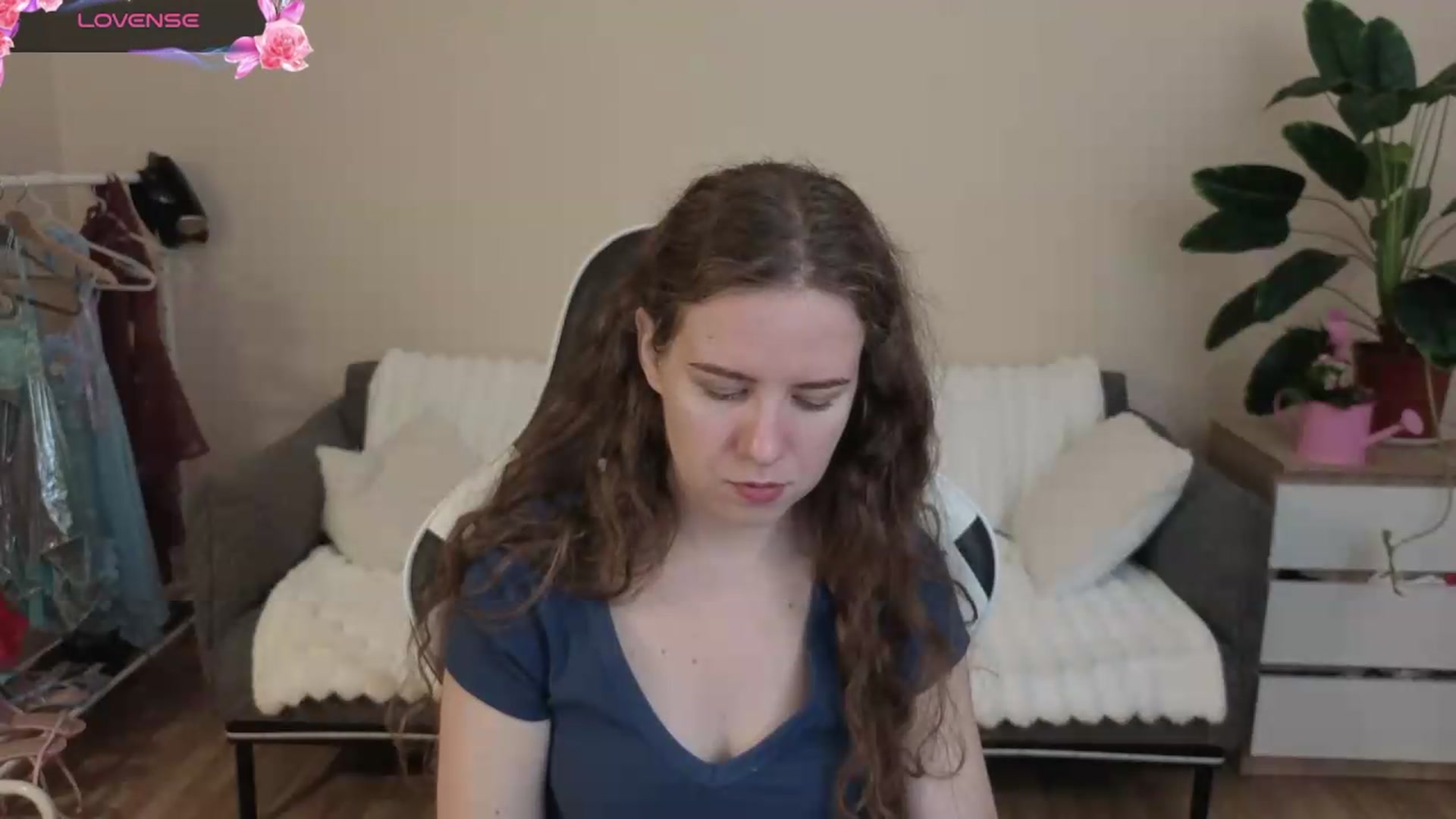 Gallery image thumbnail from BlueFlowerr's myfreecams stream on, 07/28/2026, 19:29 image 2 of 20