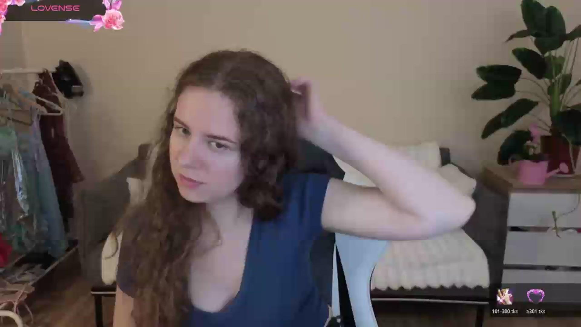 Gallery image thumbnail from BlueFlowerr's myfreecams stream on, 07/28/2026, 19:29 image 9 of 20