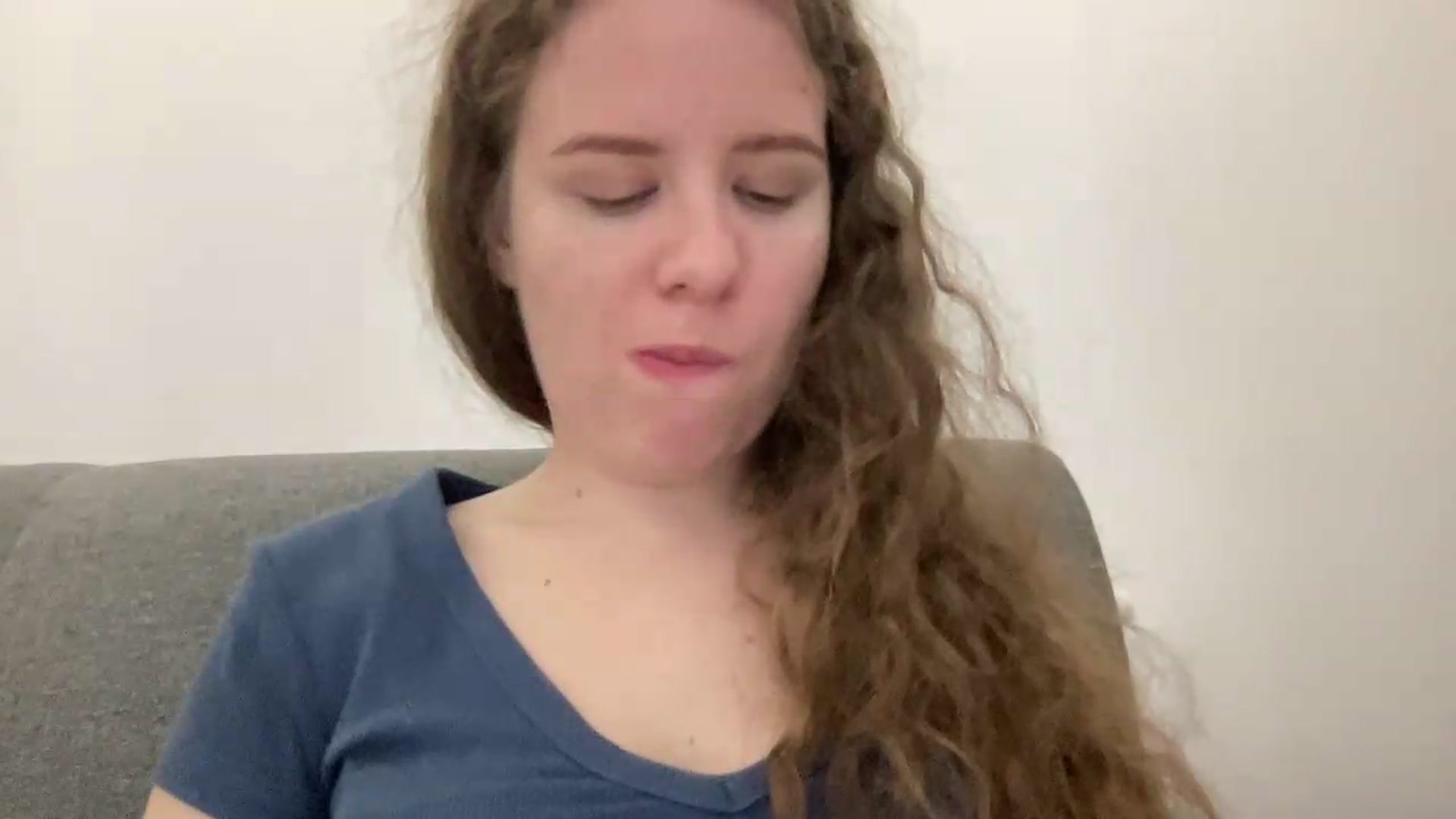 Gallery image thumbnail from BlueFlowerr's myfreecams stream on, 07/28/2026, 20:10 image 17 of 20