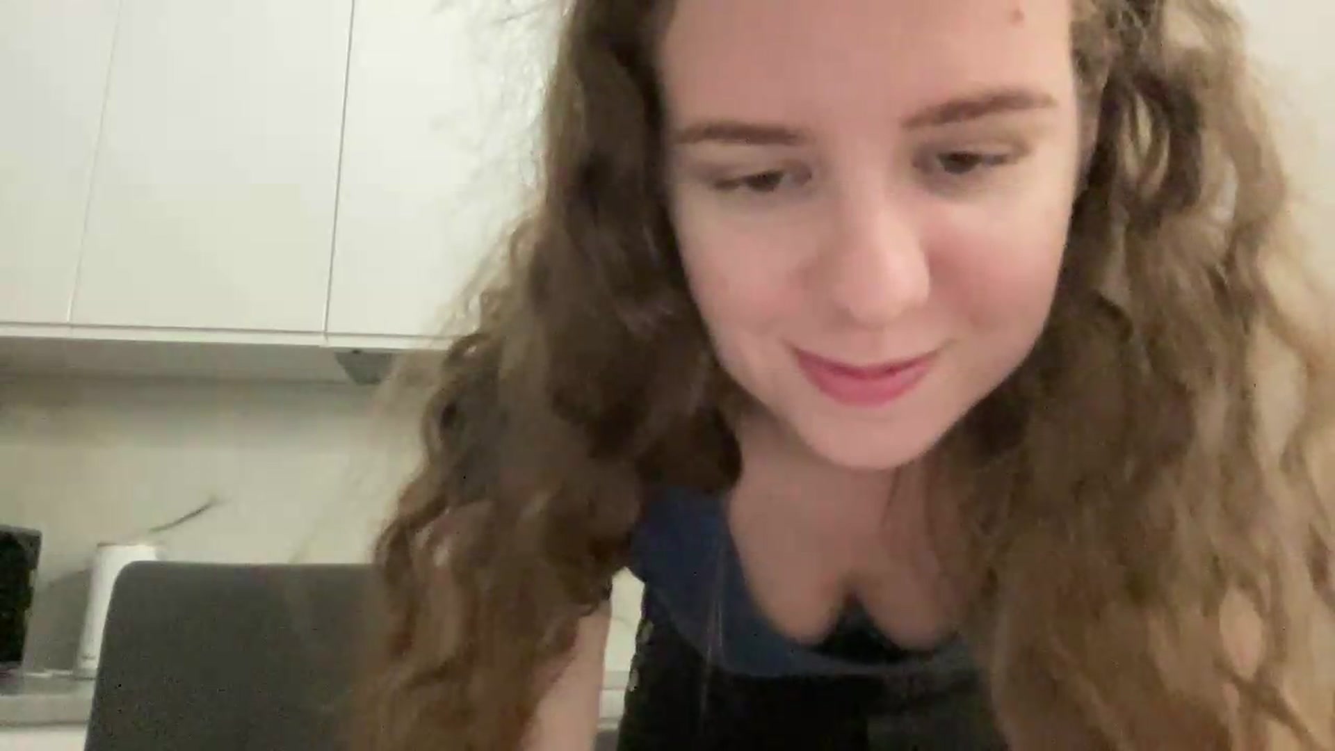 Gallery image thumbnail from BlueFlowerr's myfreecams stream on, 07/28/2026, 20:10 image 6 of 20