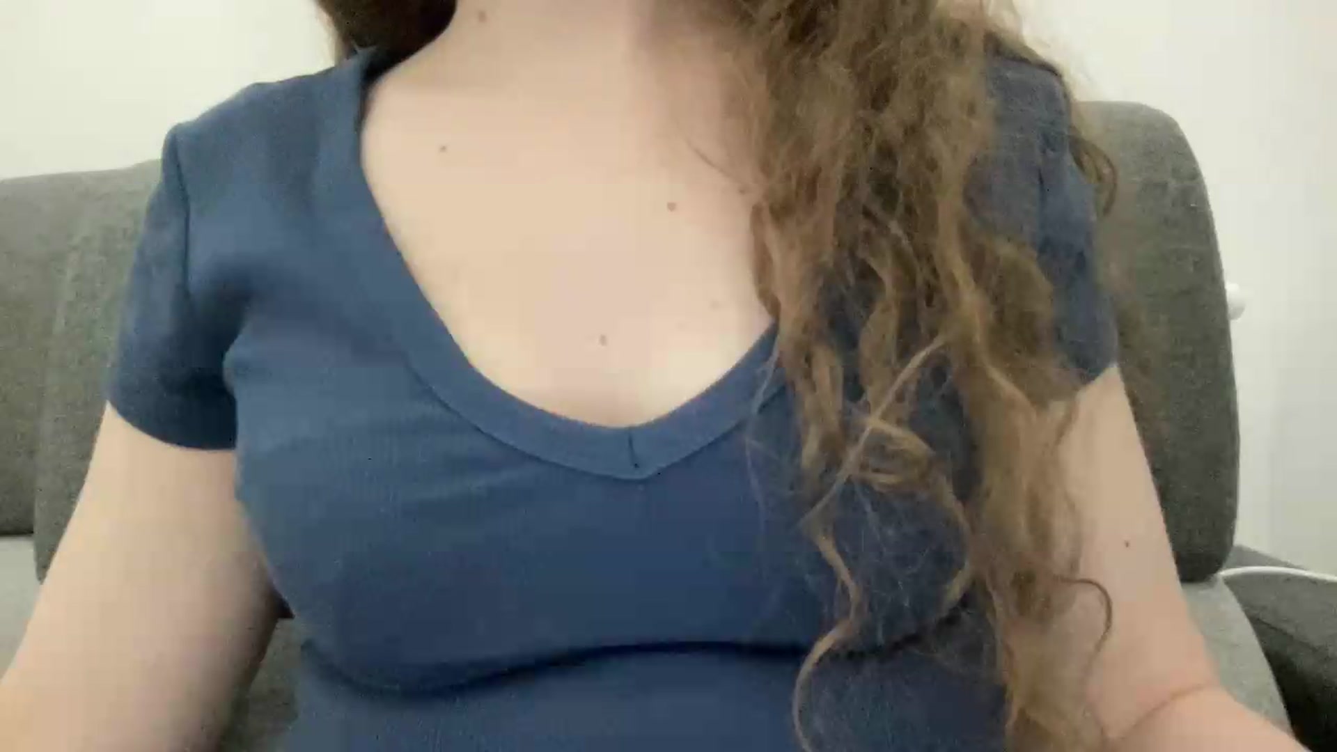 Gallery image thumbnail from BlueFlowerr's myfreecams stream on, 07/28/2026, 20:24 image 10 of 20