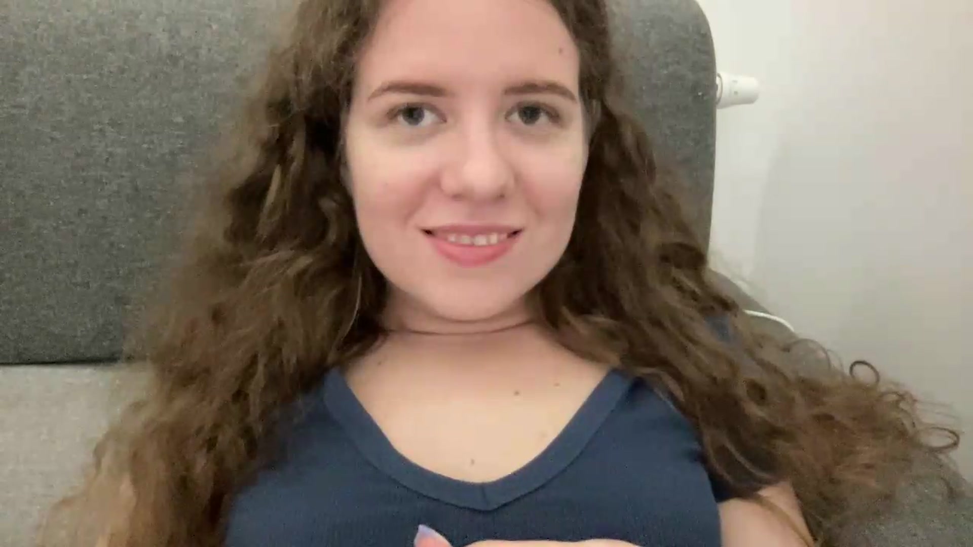 Gallery image thumbnail from BlueFlowerr's myfreecams stream on, 07/28/2026, 22:39 image 11 of 20