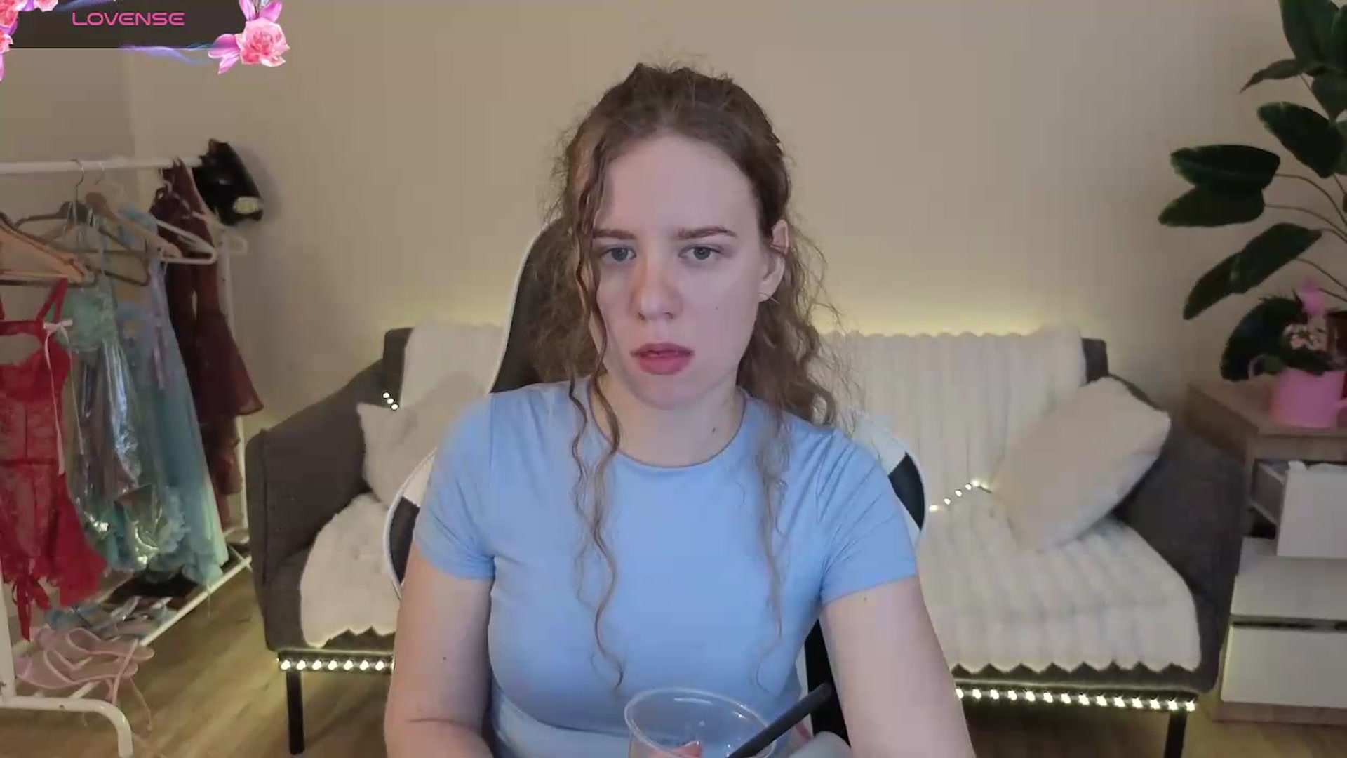 Gallery image thumbnail from BlueFlowerr's myfreecams stream on, 07/29/2026, 19:00 image 15 of 20