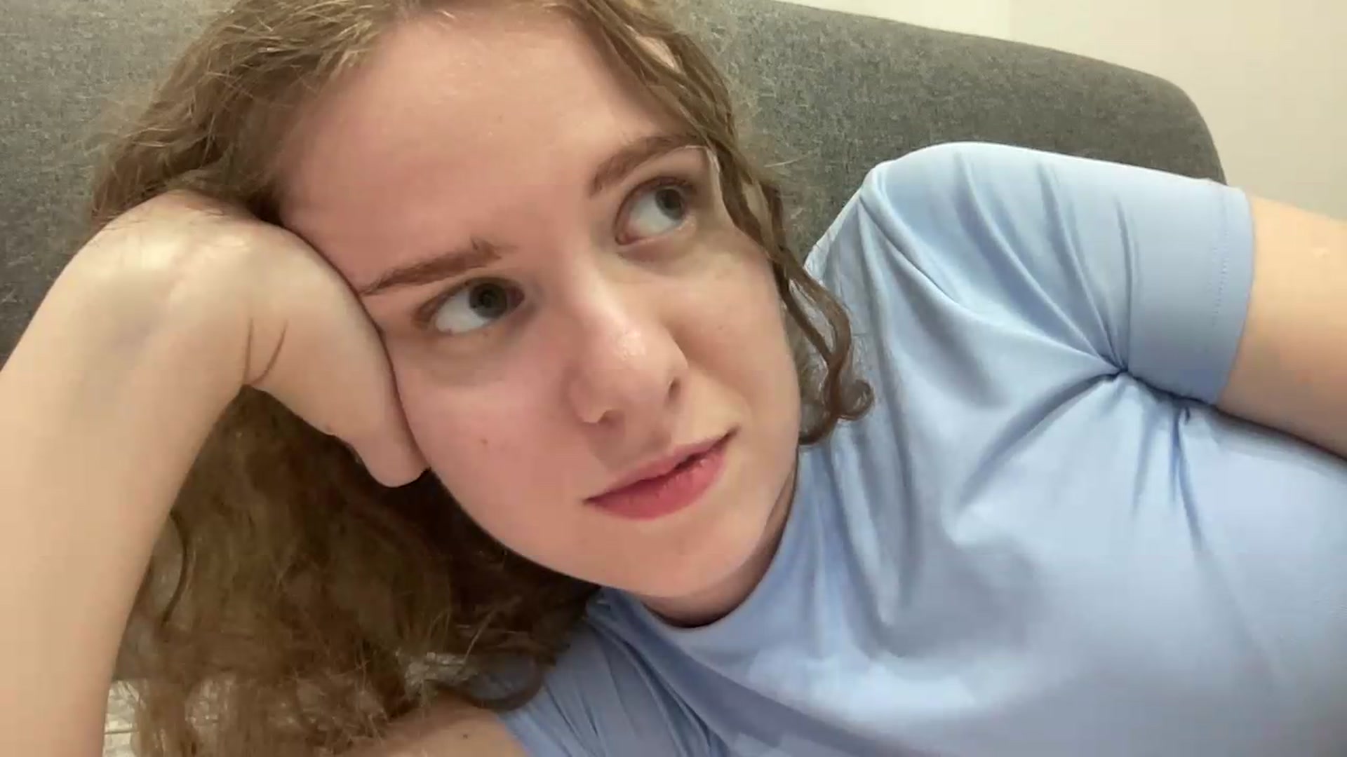 Gallery image thumbnail from BlueFlowerr's myfreecams stream on, 07/29/2026, 21:59 image 17 of 20