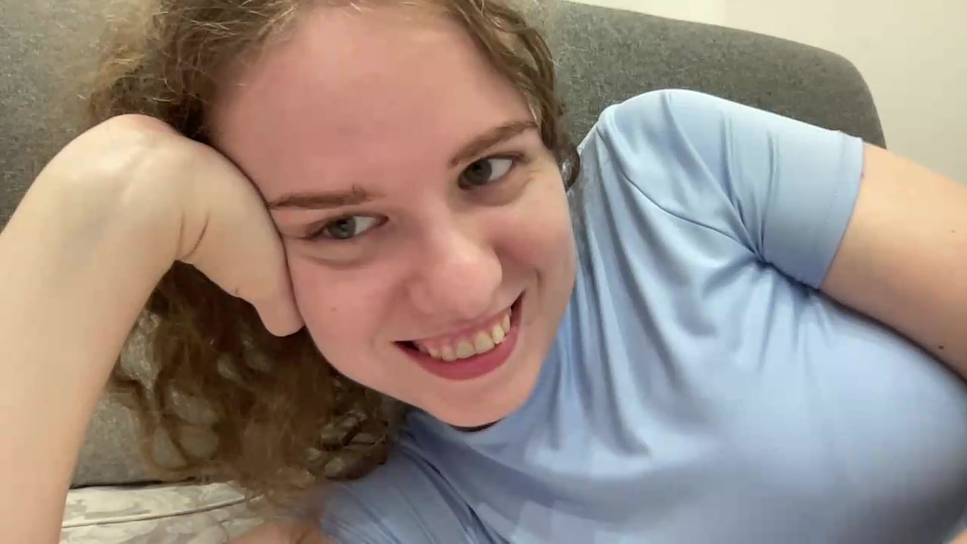Gallery image thumbnail from BlueFlowerr's myfreecams stream on, 07/29/2026, 21:59 image 15 of 20
