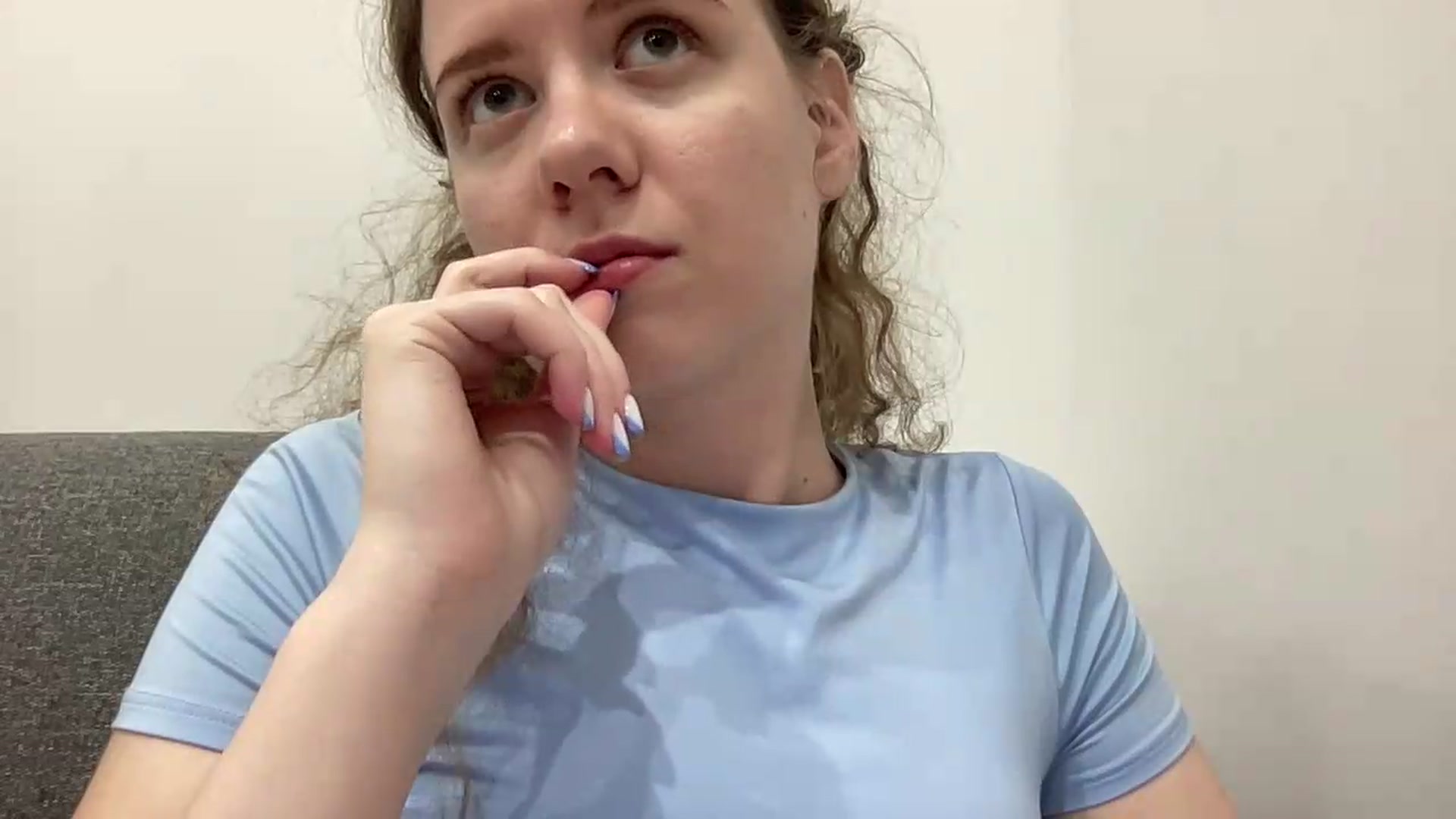 Gallery image thumbnail from BlueFlowerr's myfreecams stream on, 07/29/2026, 22:26 image 3 of 20