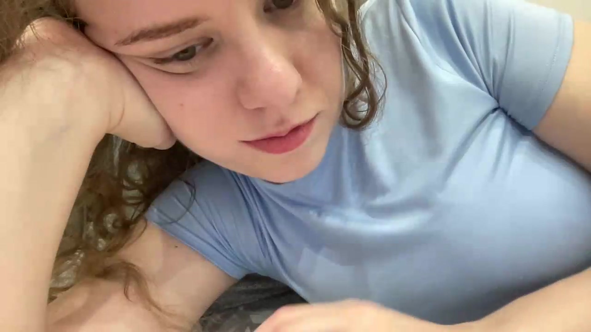 Gallery image thumbnail from BlueFlowerr's myfreecams stream on, 07/30/2026, 24:02 image 20 of 20