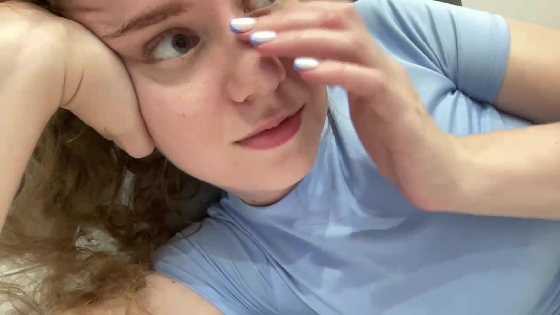Gallery image thumbnail from BlueFlowerr's myfreecams stream on, 07/30/2026, 24:02 image 19 of 20