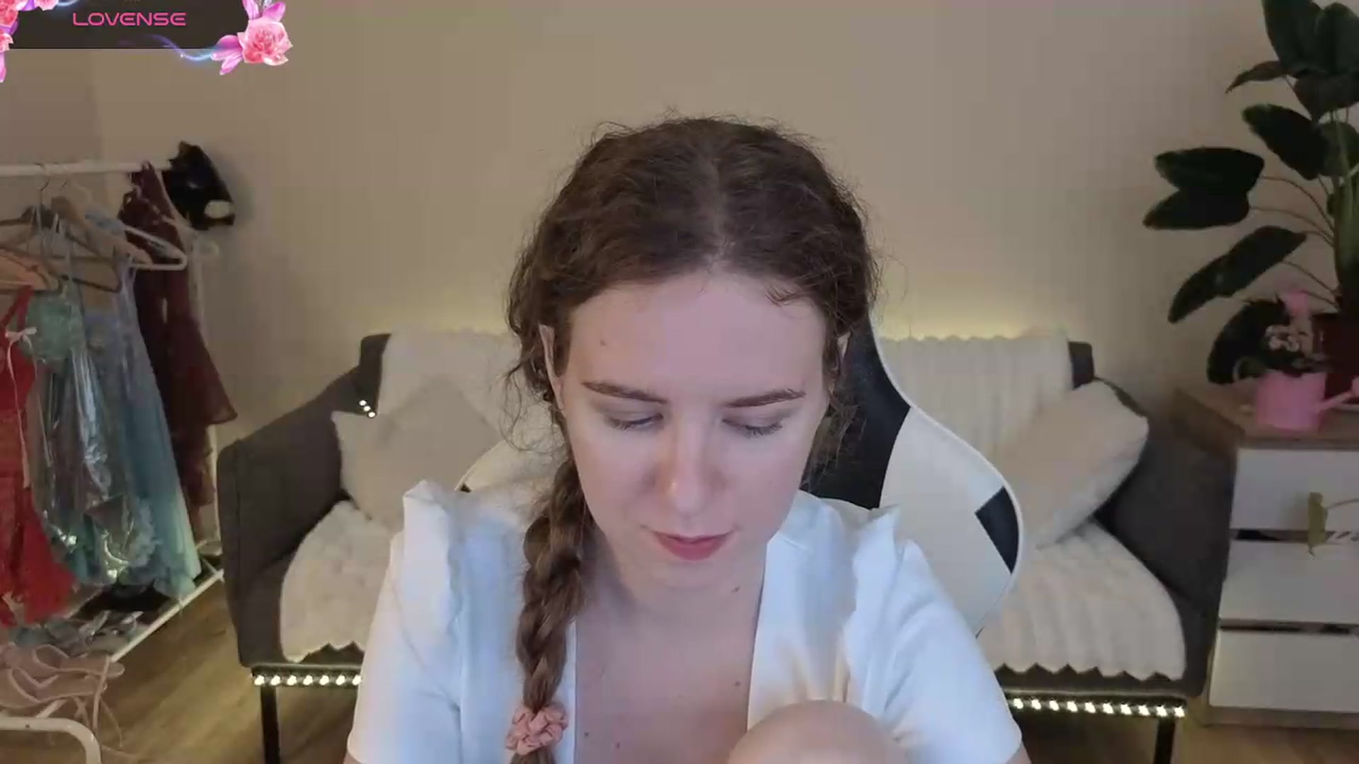Gallery image thumbnail from BlueFlowerr's myfreecams stream on, 07/30/2026, 19:33 image 9 of 20