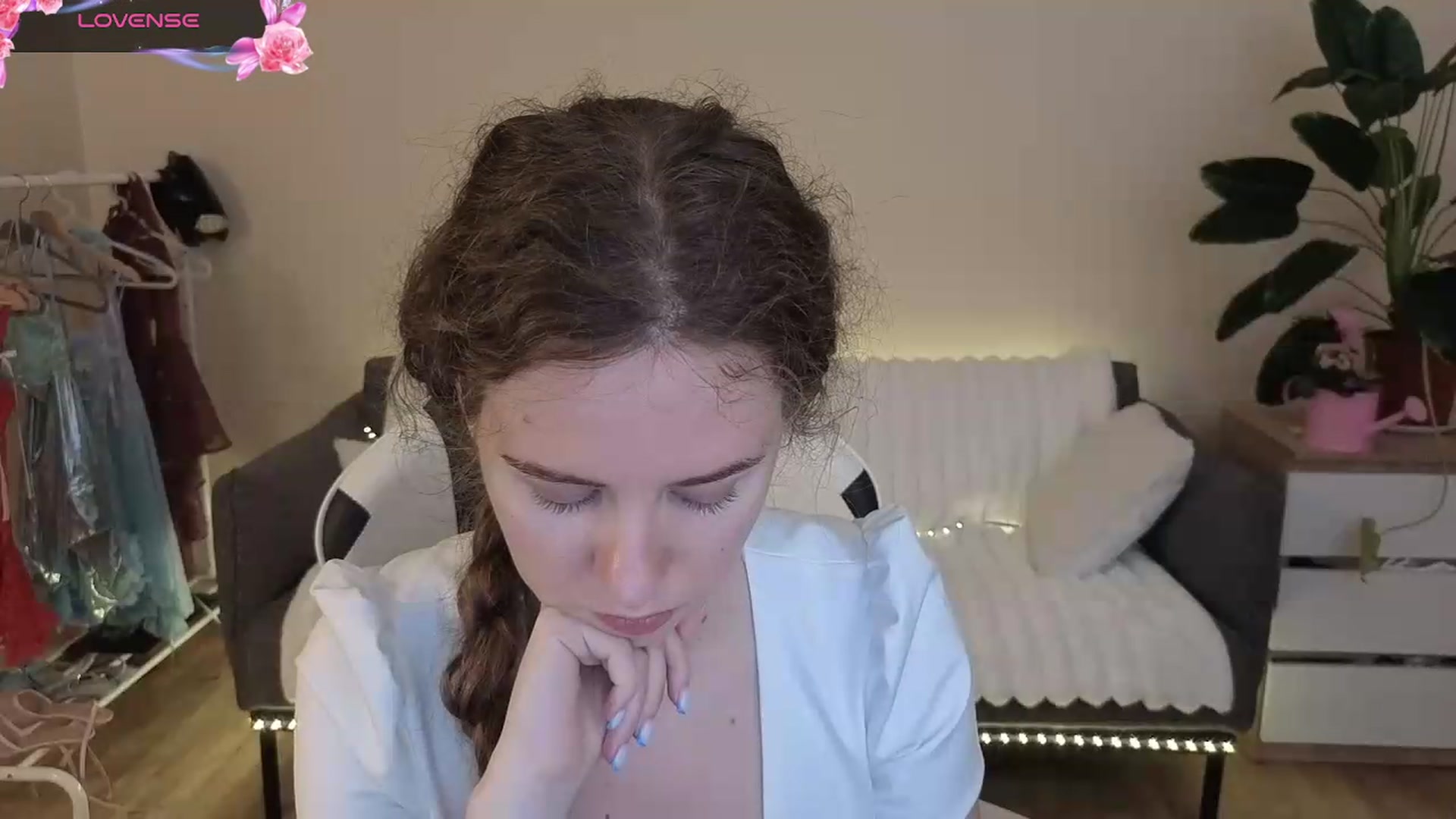 Gallery image thumbnail from BlueFlowerr's myfreecams stream on, 07/30/2026, 20:27 image 5 of 20