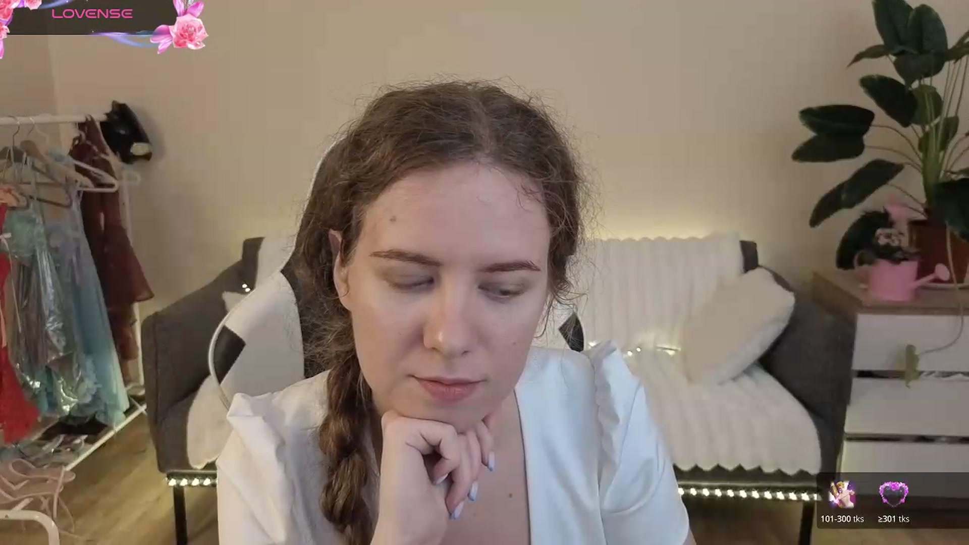 Gallery image thumbnail from BlueFlowerr's myfreecams stream on, 07/30/2026, 20:27 image 2 of 20