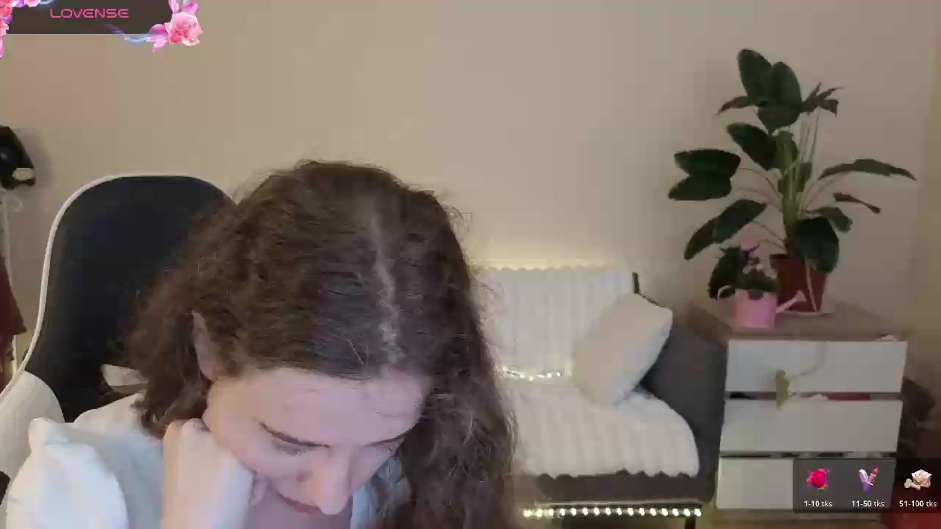 Gallery image thumbnail from BlueFlowerr's myfreecams stream on, 07/31/2026, 01:55 image 19 of 20
