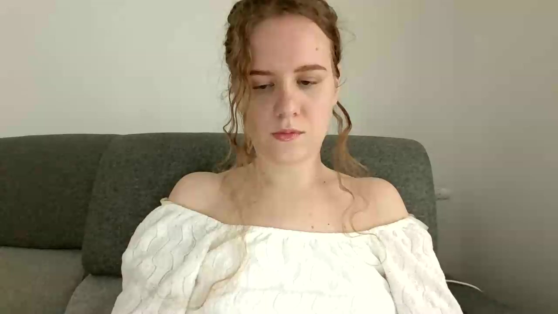 Gallery image thumbnail from BlueFlowerr's myfreecams stream on, 07/31/2026, 18:04 image 4 of 20