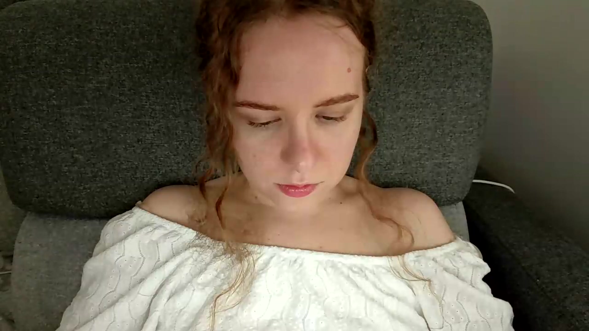 Gallery image thumbnail from BlueFlowerr's myfreecams stream on, 07/31/2026, 18:04 image 11 of 20